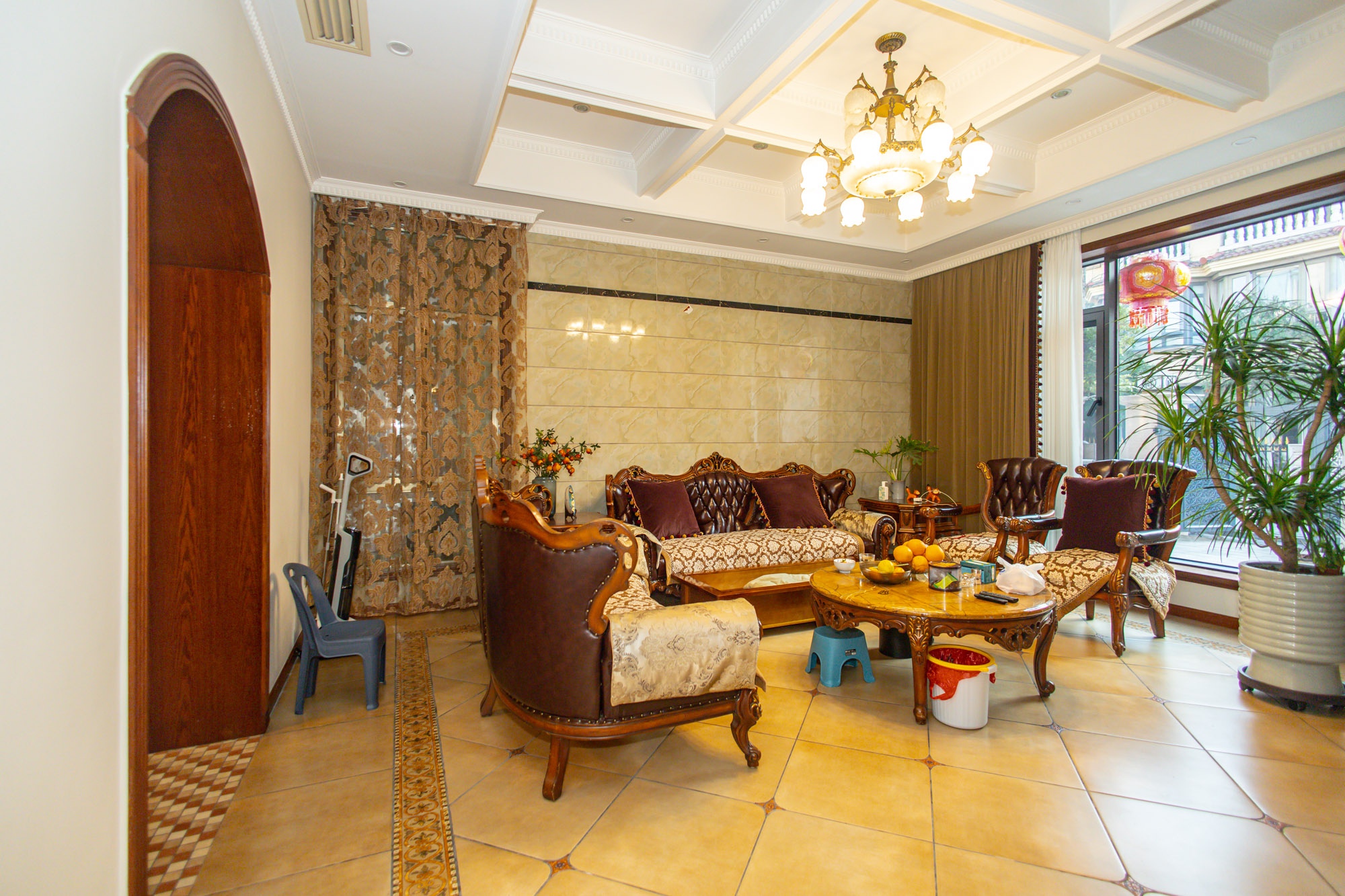 碧桂园威尼斯城 6室2厅3卫 506.0万 碧桂园威尼斯城 6室2厅3卫 506.0万客厅