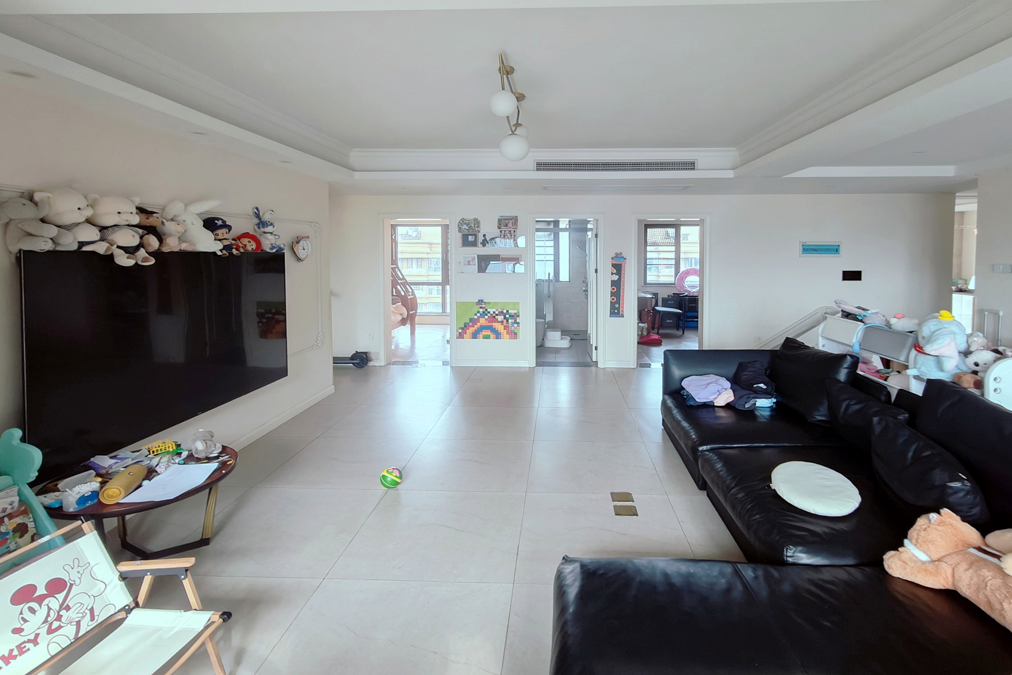 润和美郡(润和紫郡五期) 4室2厅2卫 107.0万 润和美郡(润和紫郡五期) 4室2厅2卫 107.0万客厅