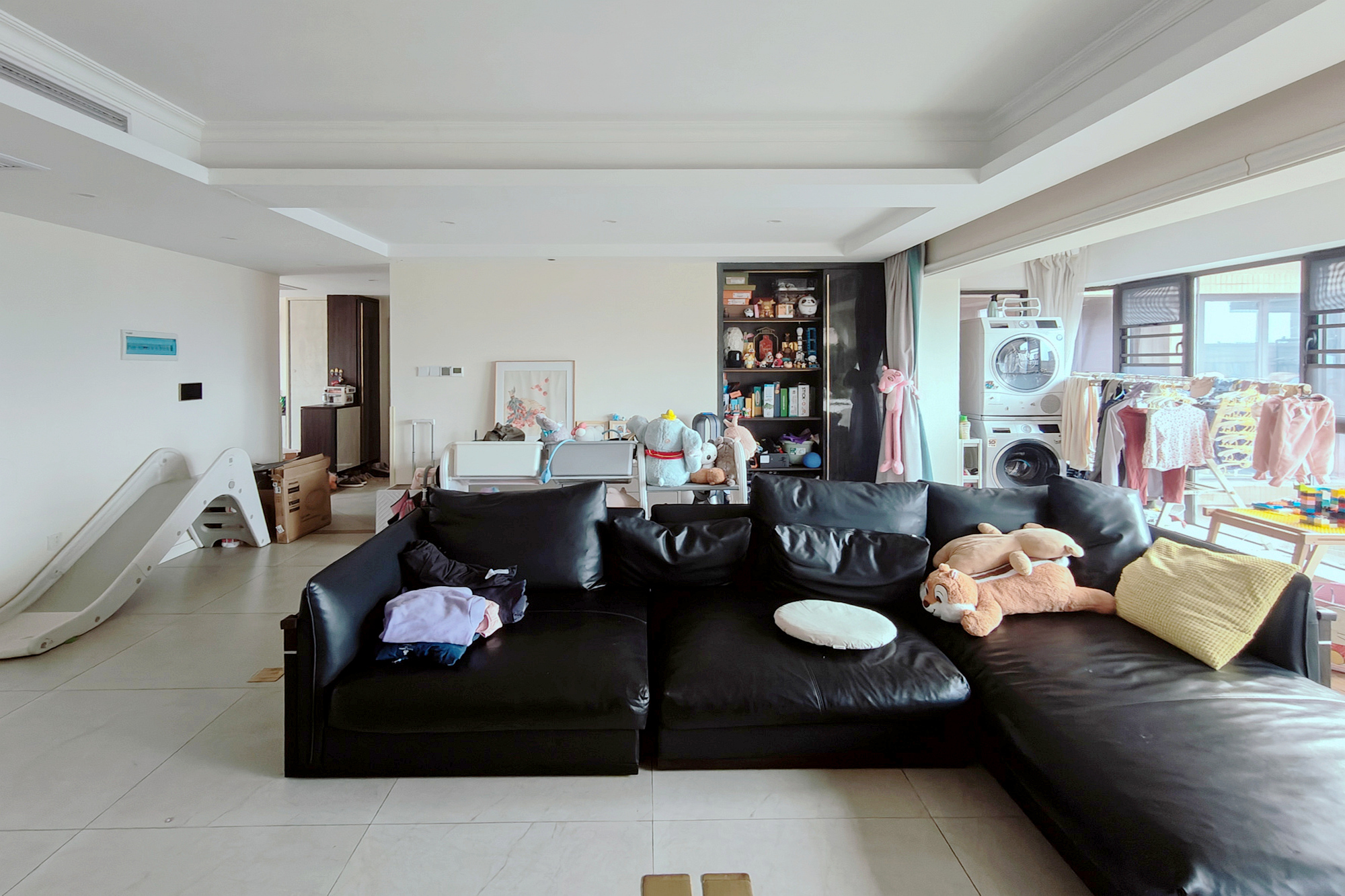 润和美郡(润和紫郡五期) 4室2厅2卫 107.0万 润和美郡(润和紫郡五期) 4室2厅2卫 107.0万客厅