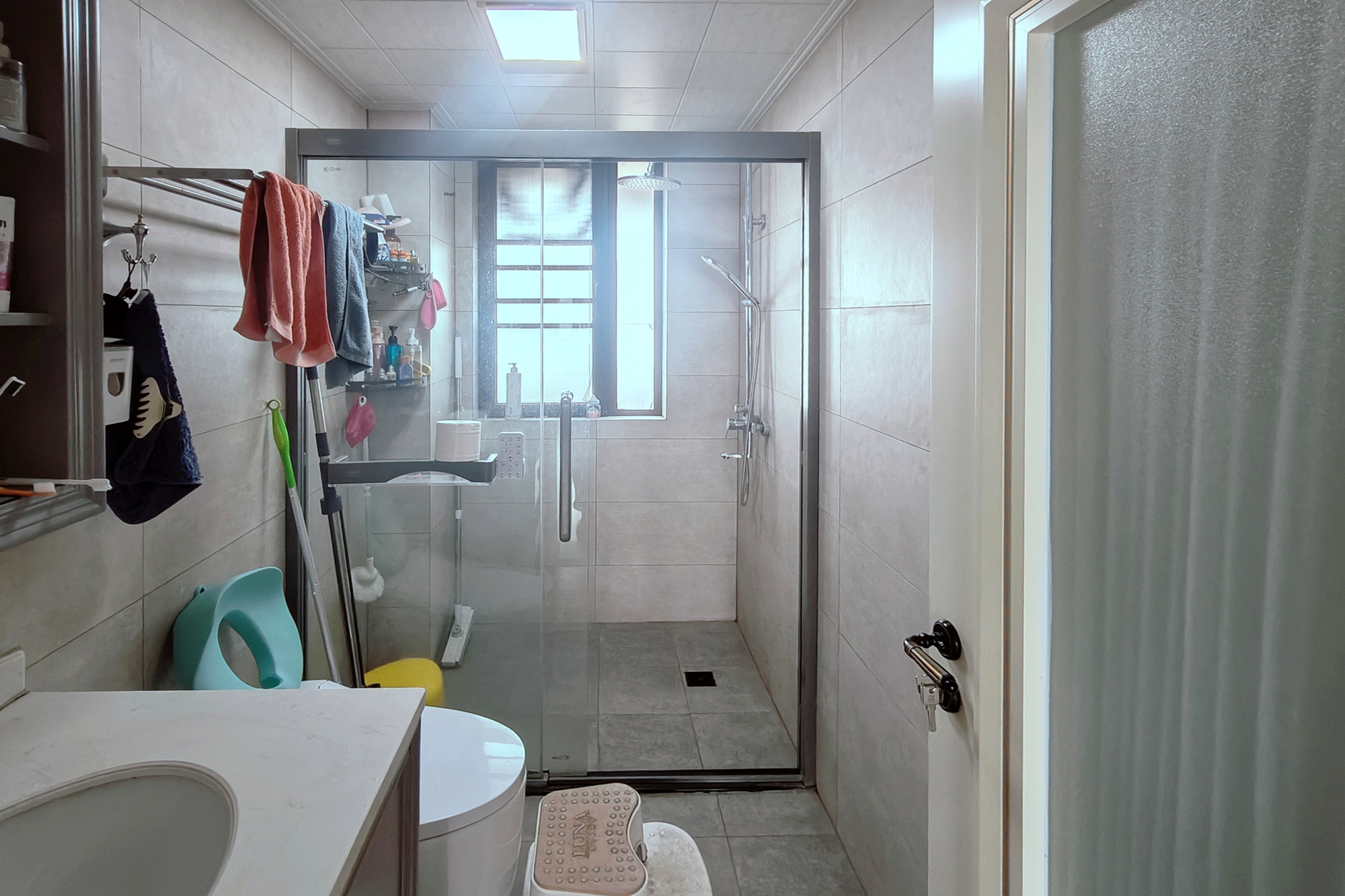 润和美郡(润和紫郡五期) 4室2厅2卫 107.0万 润和美郡(润和紫郡五期) 4室2厅2卫 107.0万卫生间