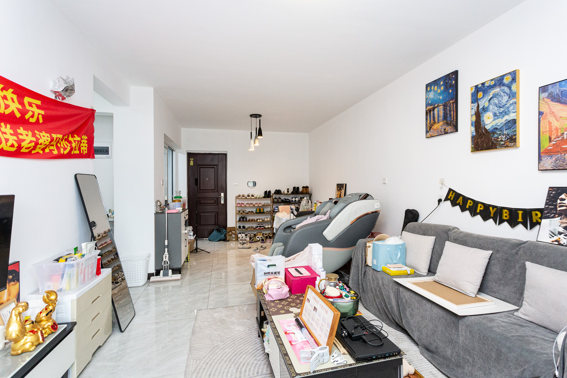 龙湖璟宸原著(龙湖紫宸) 3室2厅2卫 95.0万 龙湖璟宸原著(龙湖紫宸) 3室2厅2卫 95.0万客厅