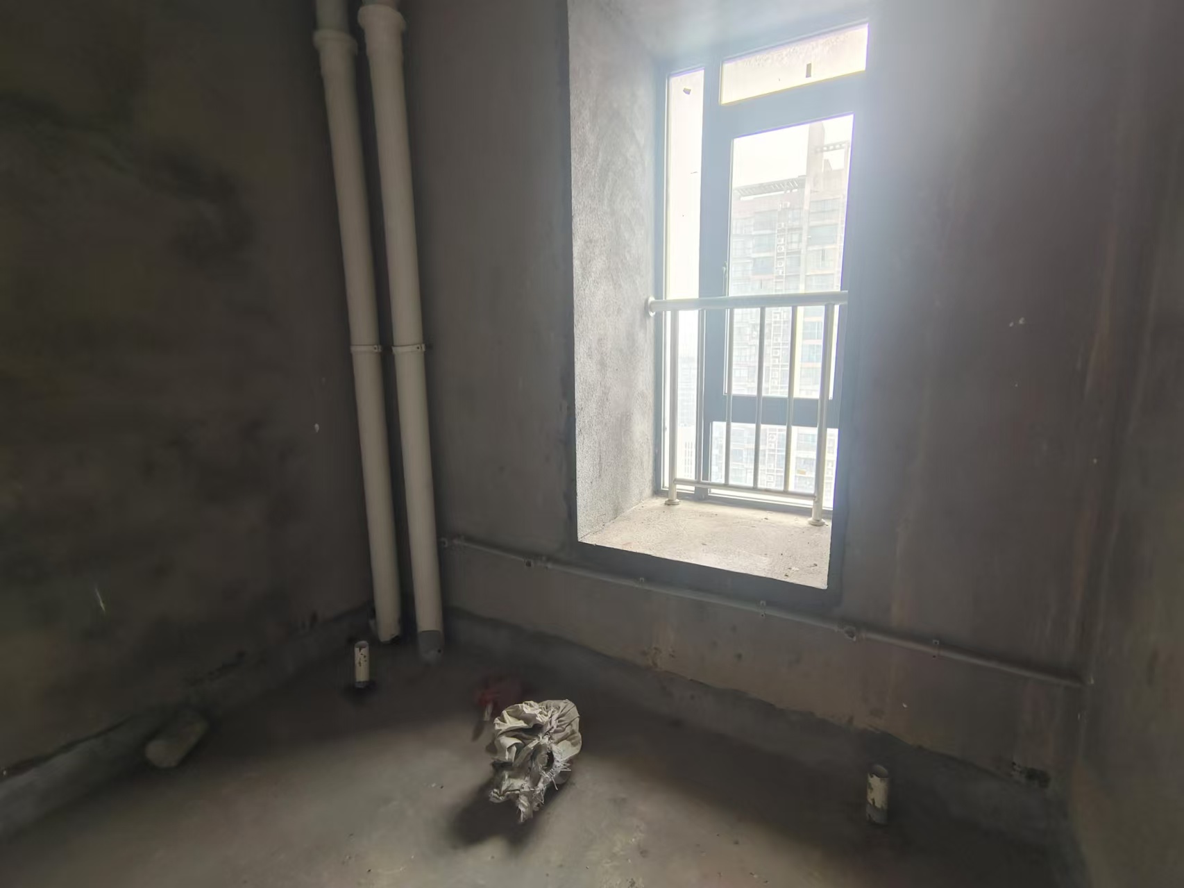 流金岁月-华晨国际 5室2厅3卫 108.0万 流金岁月-华晨国际 5室2厅3卫 108.0万室内图