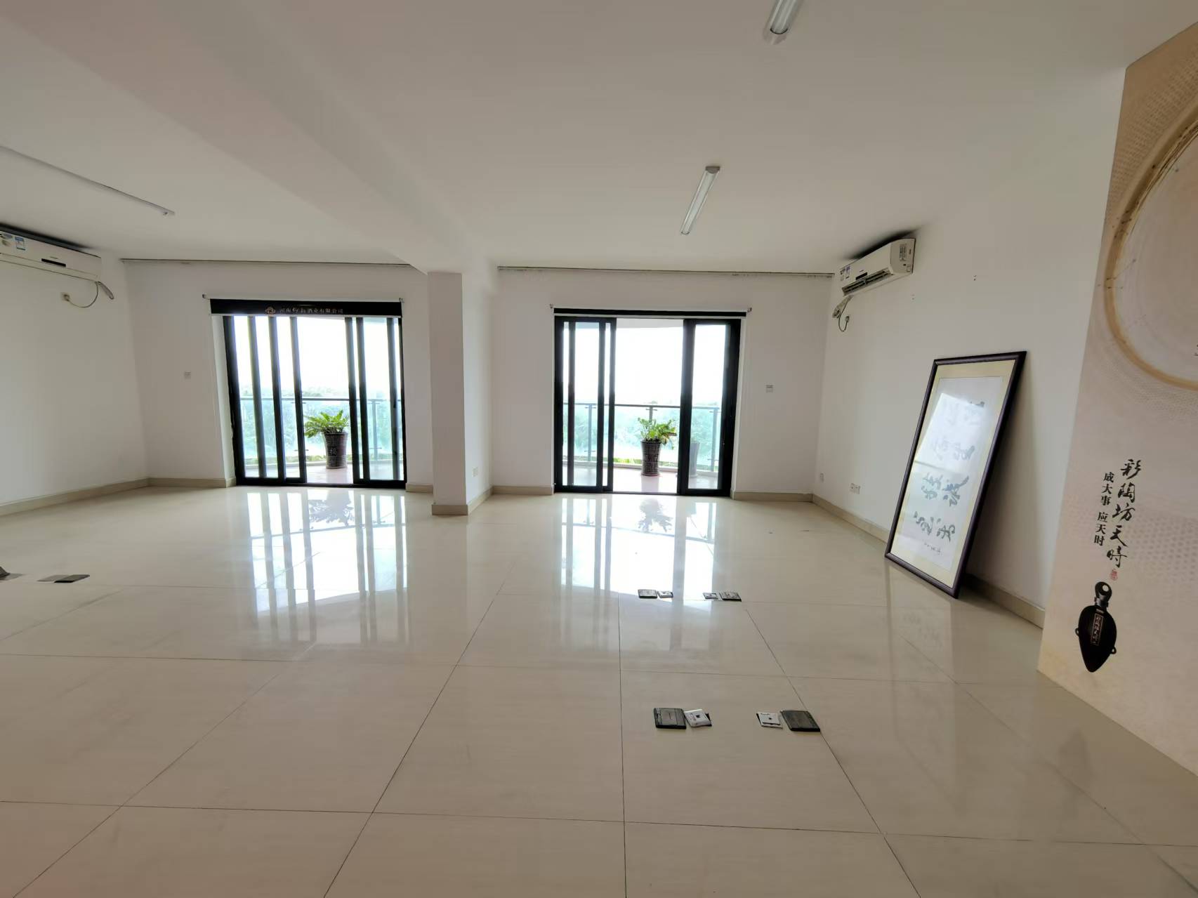 宝华海景 7室2厅2卫 9000.0元/月 宝华海景 7室2厅2卫 9000.0元/月户型图