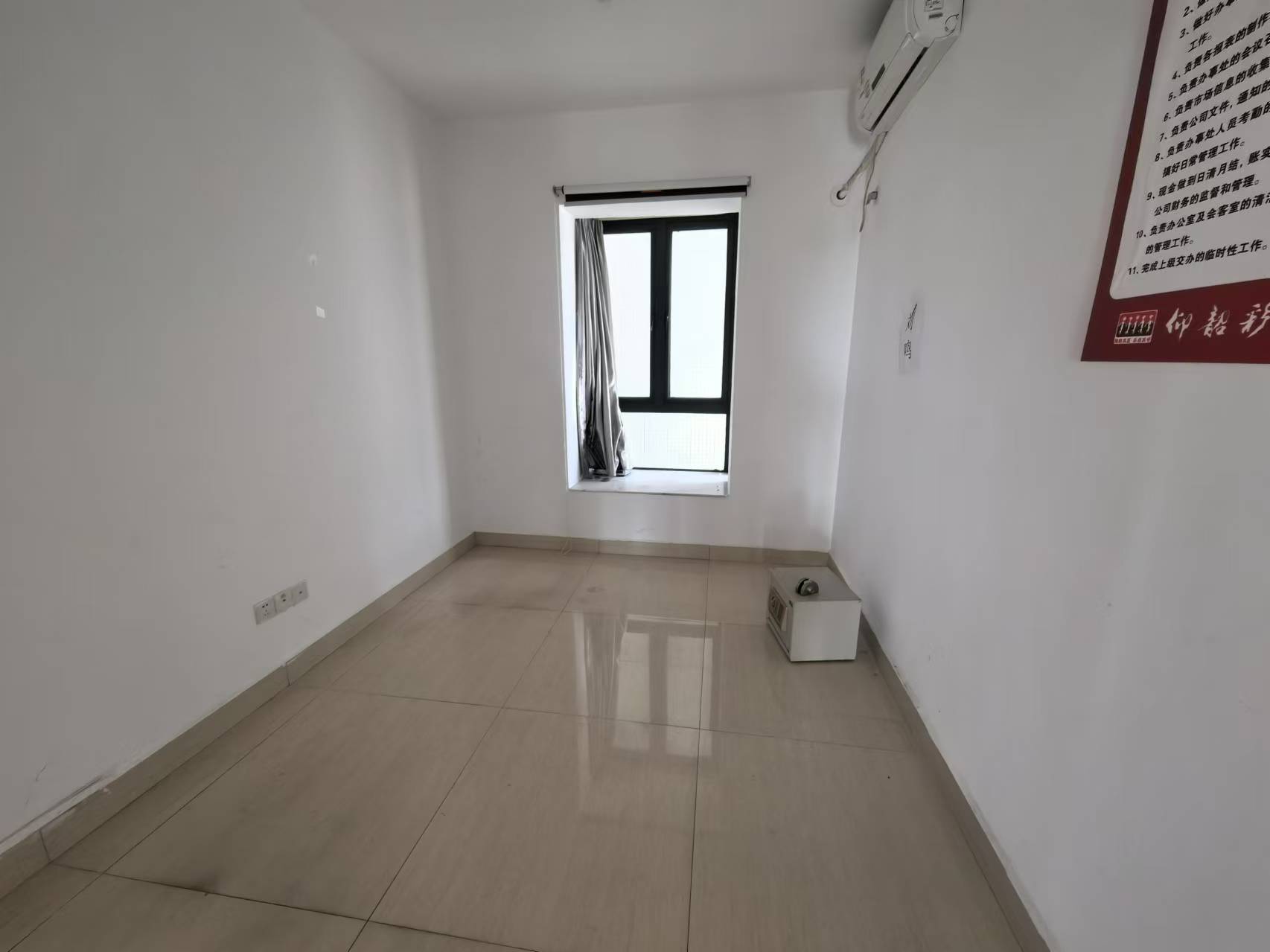 宝华海景 7室2厅2卫 9000.0元/月 宝华海景 7室2厅2卫 9000.0元/月室内图