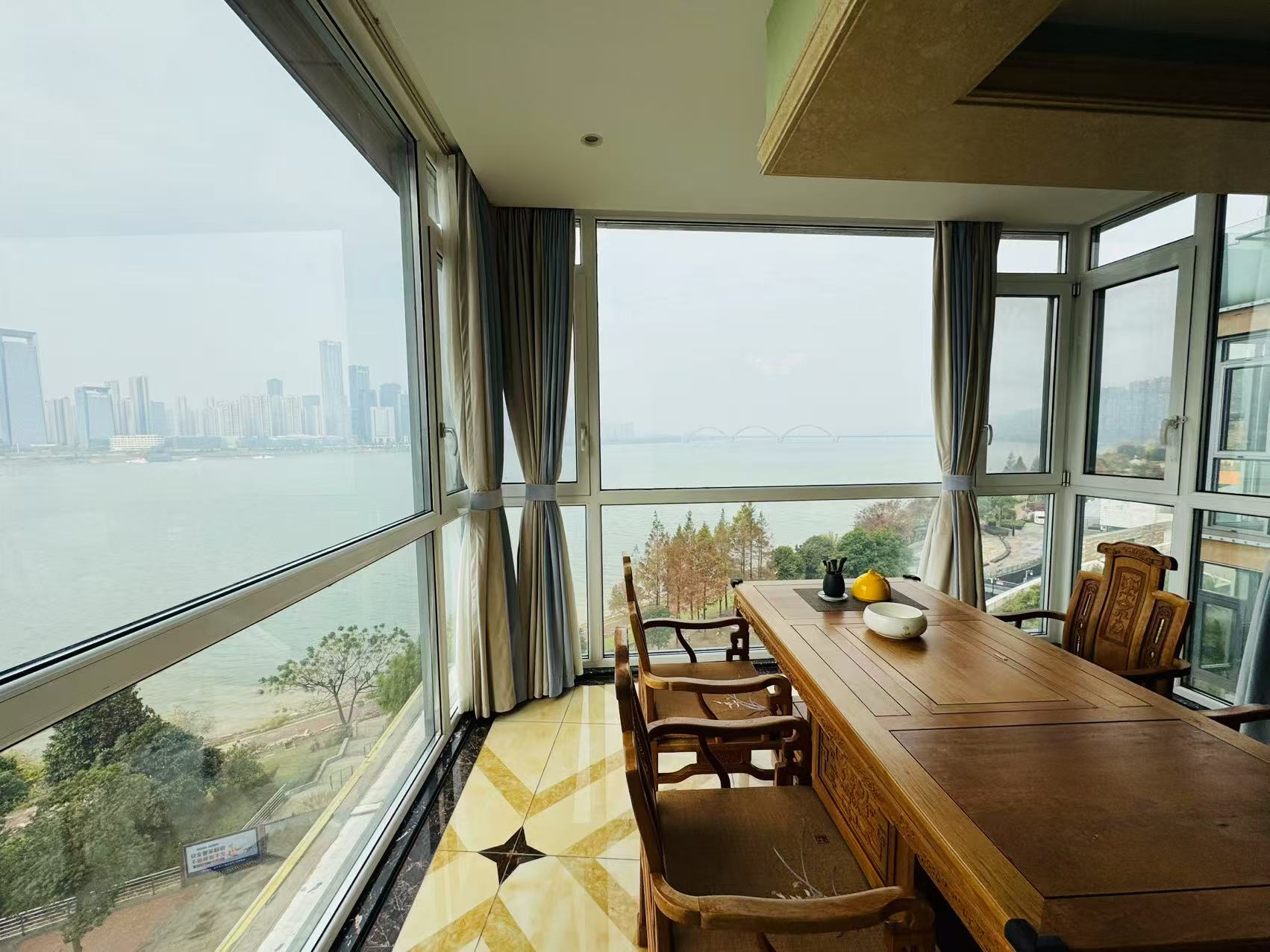 北辰定江洋 5室2厅2卫 13800.0元/月 北辰定江洋 5室2厅2卫 13800.0元/月室内图