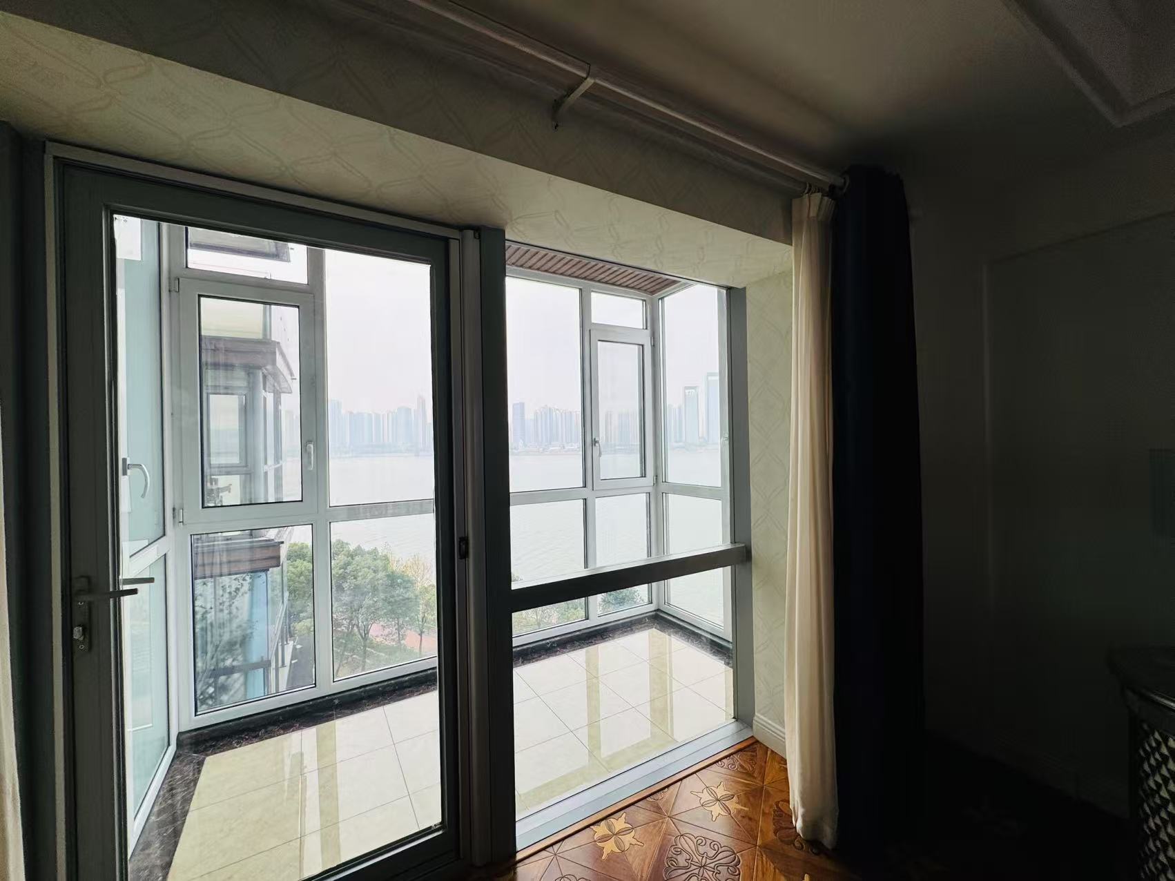 北辰定江洋 5室2厅2卫 13800.0元/月 北辰定江洋 5室2厅2卫 13800.0元/月室内图