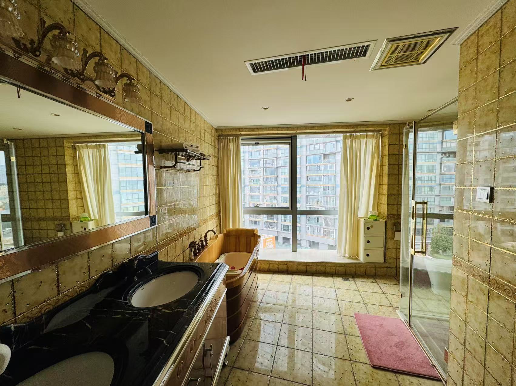 北辰定江洋 5室2厅2卫 13800.0元/月 北辰定江洋 5室2厅2卫 13800.0元/月室内图