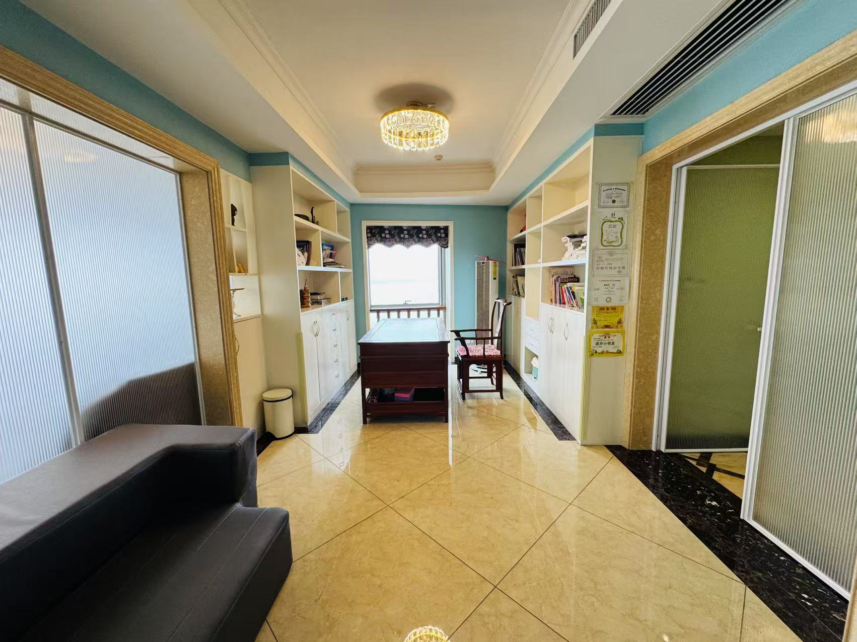 北辰定江洋 5室2厅2卫 13800.0元/月 北辰定江洋 5室2厅2卫 13800.0元/月室内图