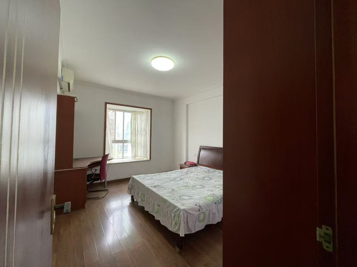 昌富城上城  3室2厅1卫    2000.0元/月 昌富城上城  3室2厅1卫    2000.0元/月户型图