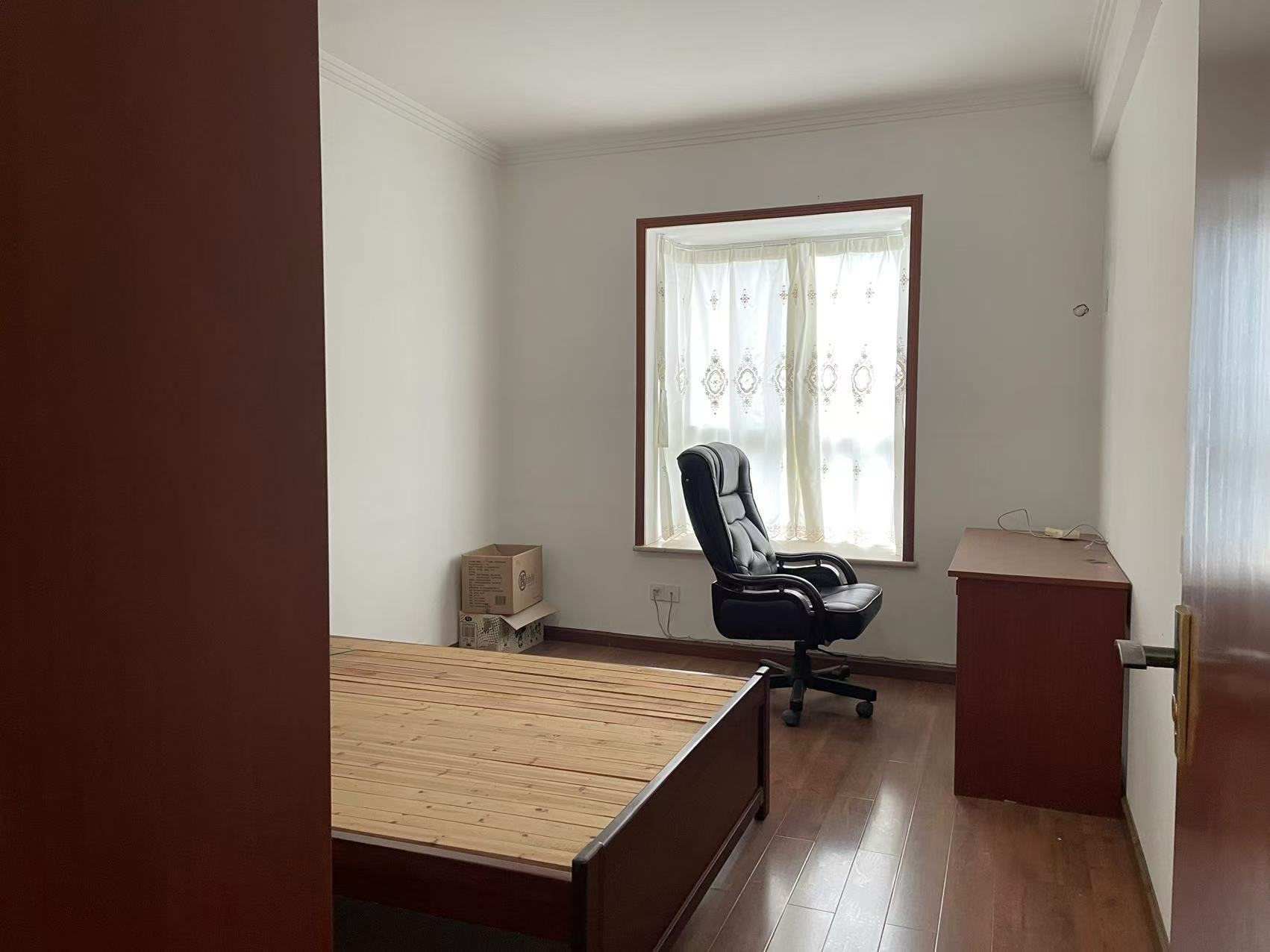 昌富城上城  3室2厅1卫    2000.0元/月 昌富城上城  3室2厅1卫    2000.0元/月室内图