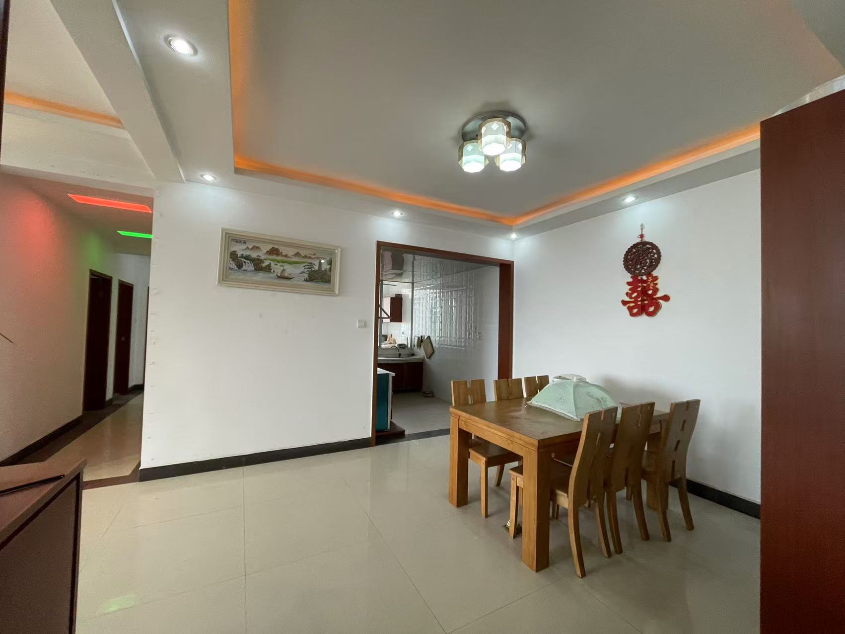 昌富城上城  3室2厅1卫    2000.0元/月 昌富城上城  3室2厅1卫    2000.0元/月室内图