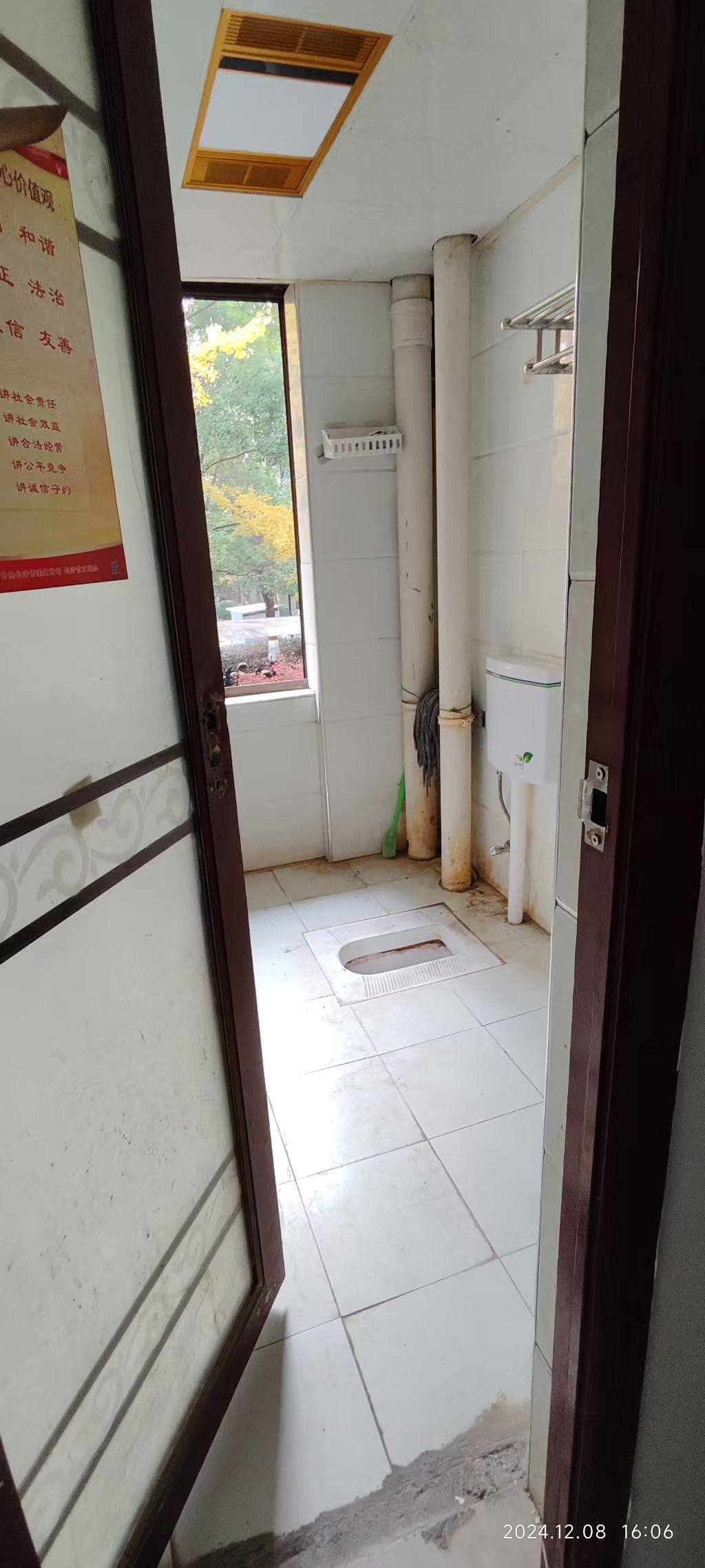 香樟鑫都  3室2厅2卫   3000.00元/月室内图