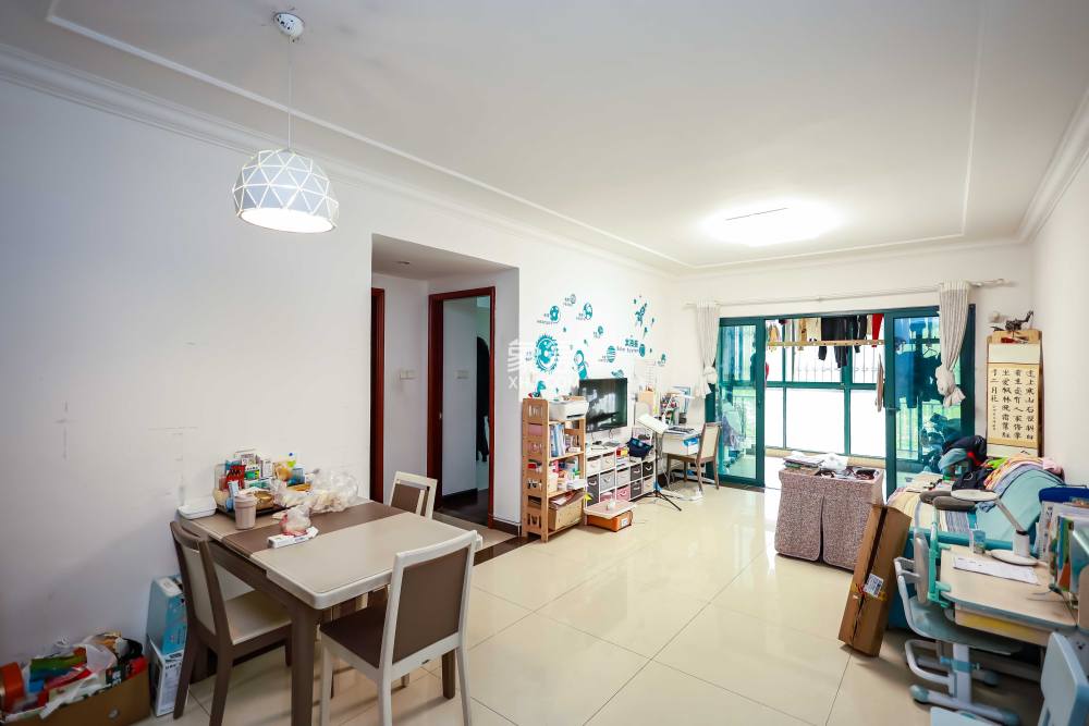 恒大华府  2室2厅1卫    2500.0元/月室内图