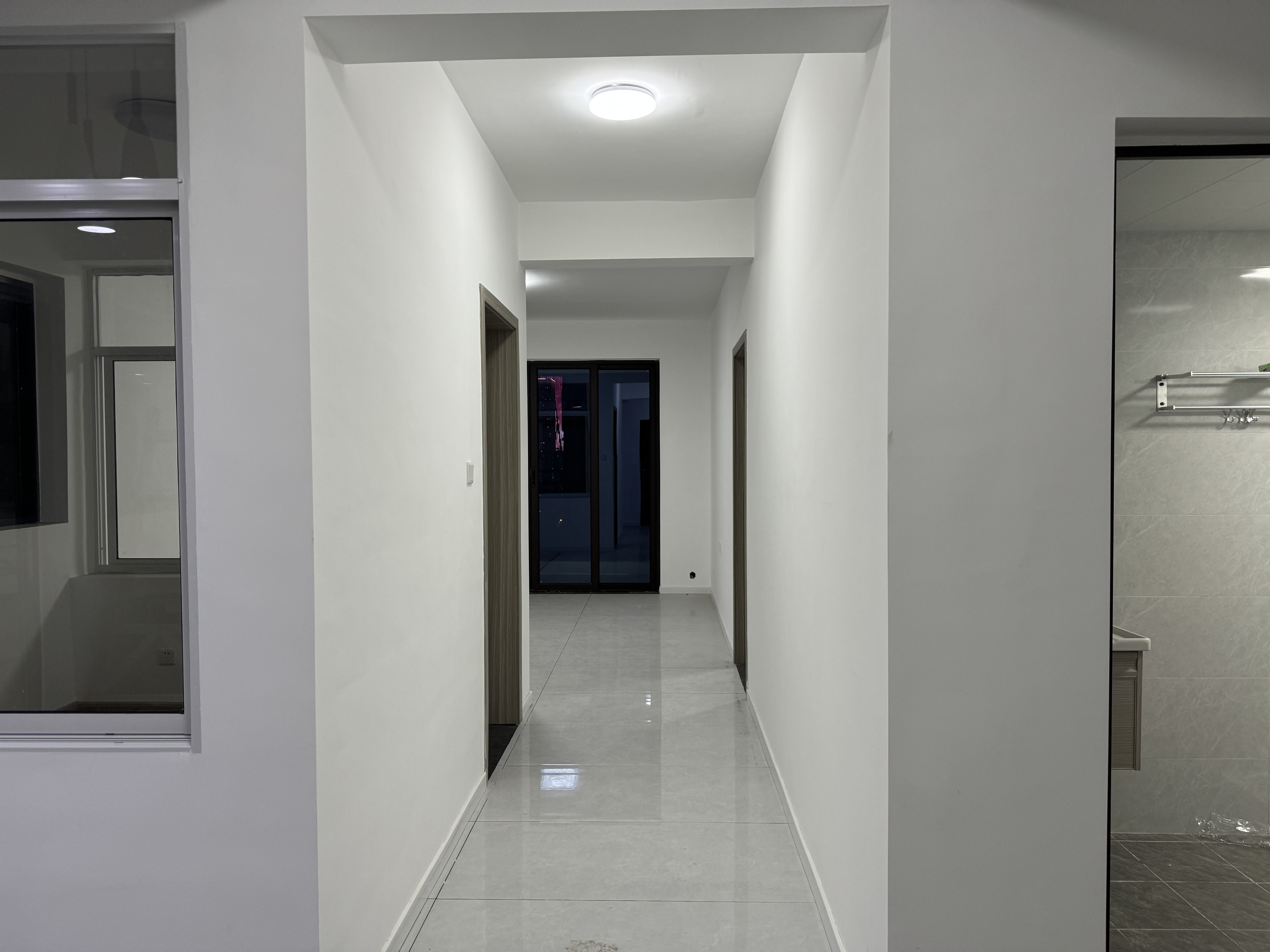 中铁西江悦一期 3室2厅2卫 3000.0元/月 中铁西江悦一期 3室2厅2卫 3000.0元/月室内图