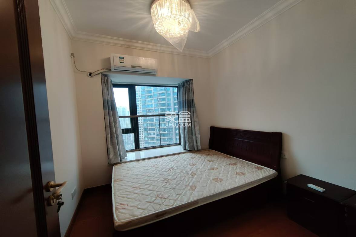 恒大华府  3室2厅2卫    2000.0元/月 恒大华府  3室2厅2卫    2000.0元/月室内图