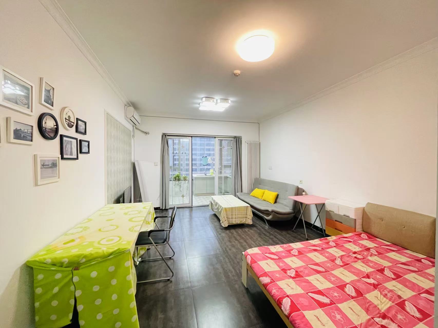 怡海星城 1室1厅1卫 1200.0元/月 怡海星城 1室1厅1卫 1200.0元/月室内图