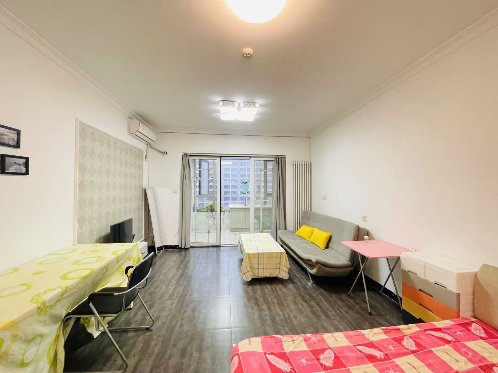 怡海星城 1室1厅1卫 1200.0元/月 怡海星城 1室1厅1卫 1200.0元/月室内图