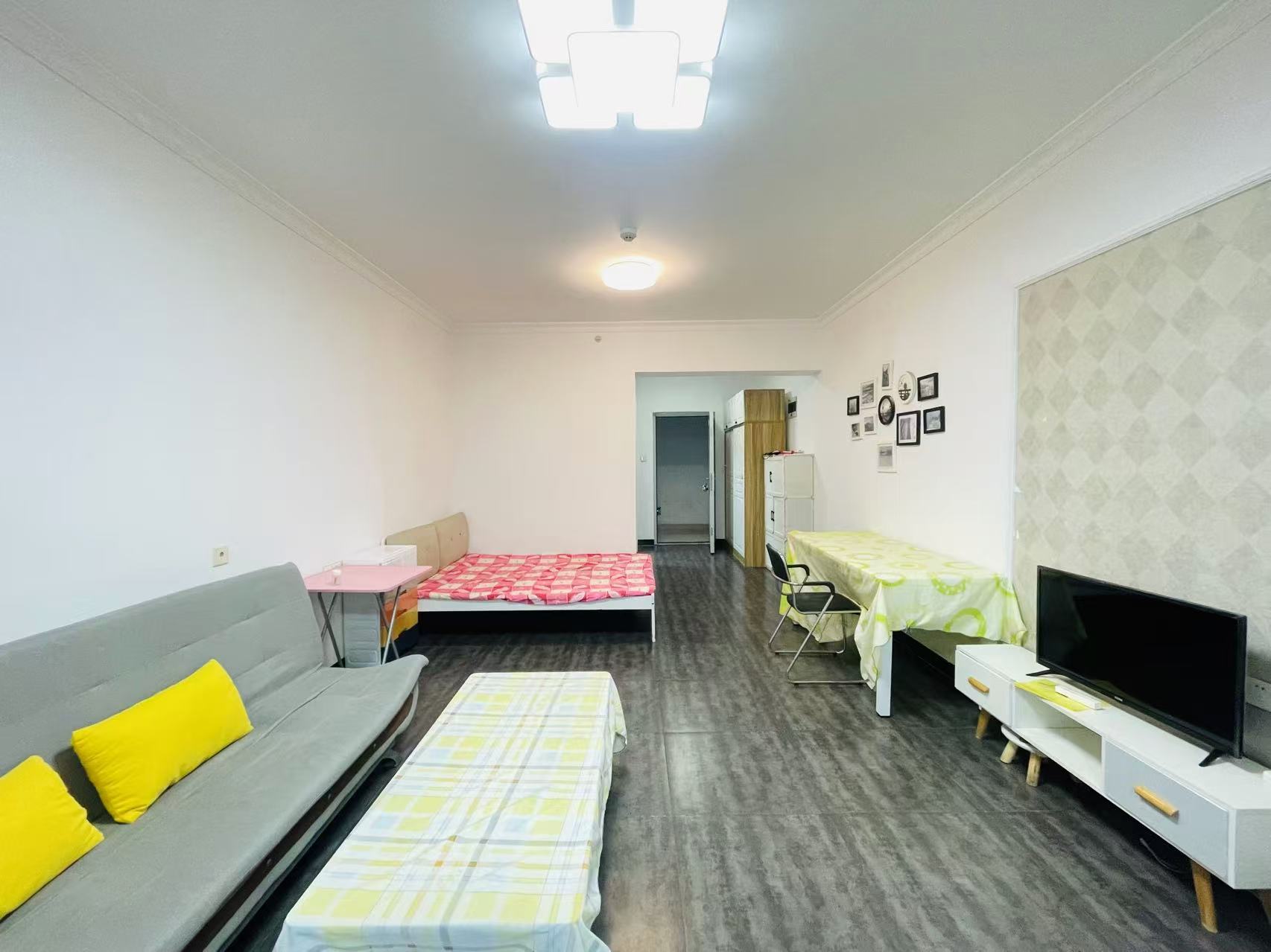 怡海星城 1室1厅1卫 1200.0元/月 怡海星城 1室1厅1卫 1200.0元/月室内图