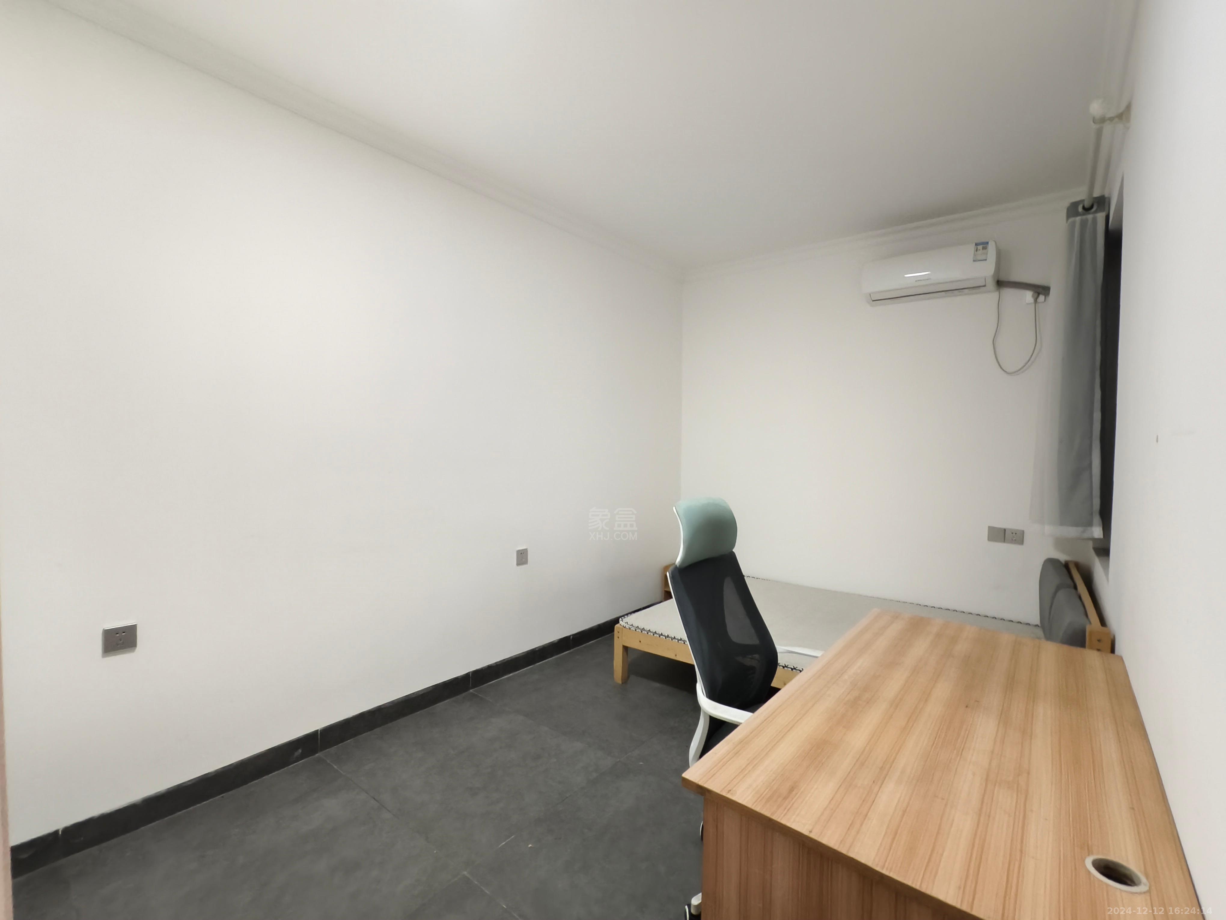 中泰财富湘江 2室1厅1卫 2100.0元/月 中泰财富湘江 2室1厅1卫 2100.0元/月室内图