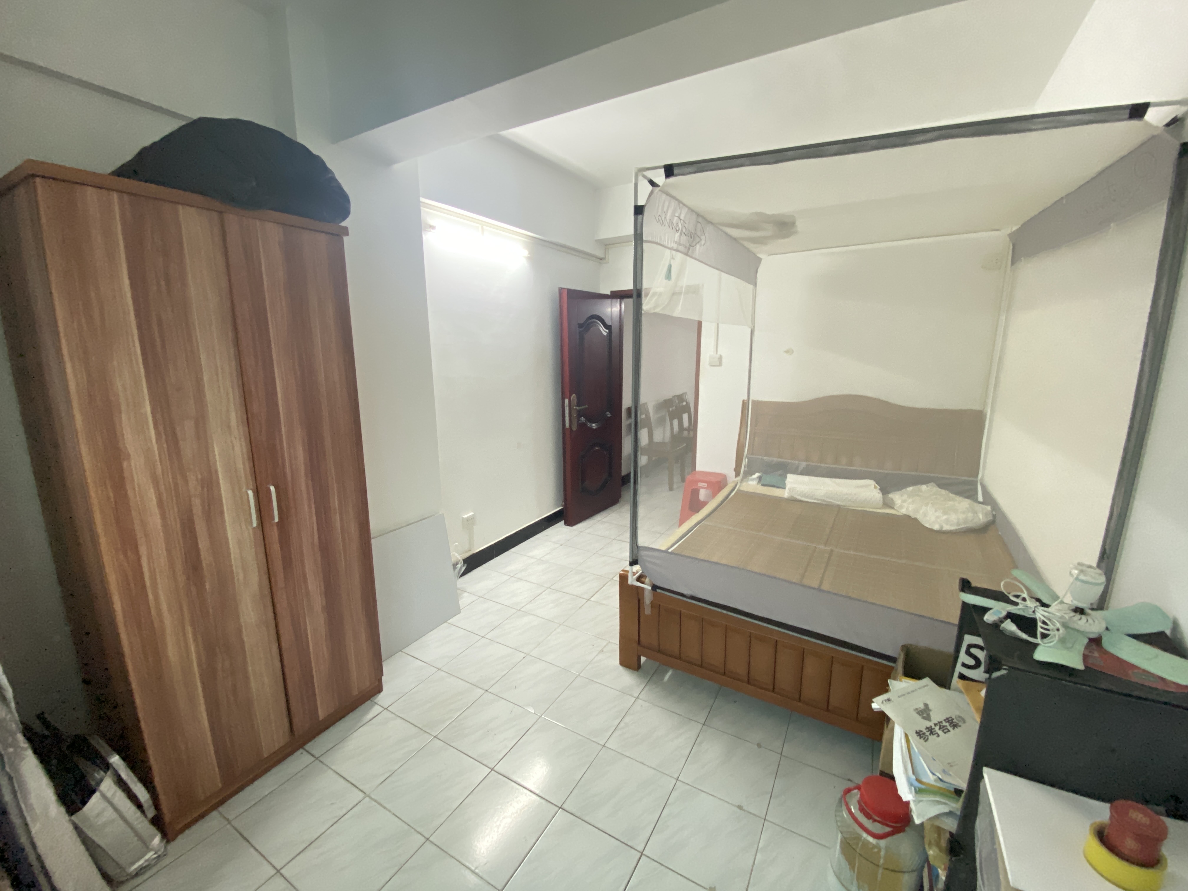 燕海大厦 3室2厅1卫 2000.0元/月 燕海大厦 3室2厅1卫 2000.0元/月室内图