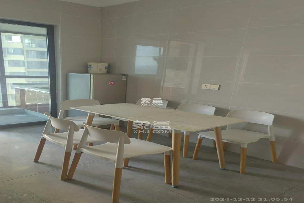 三润城(三润星城) 3室2厅3卫 1800.0元/月 三润城(三润星城) 3室2厅3卫 1800.0元/月室内图