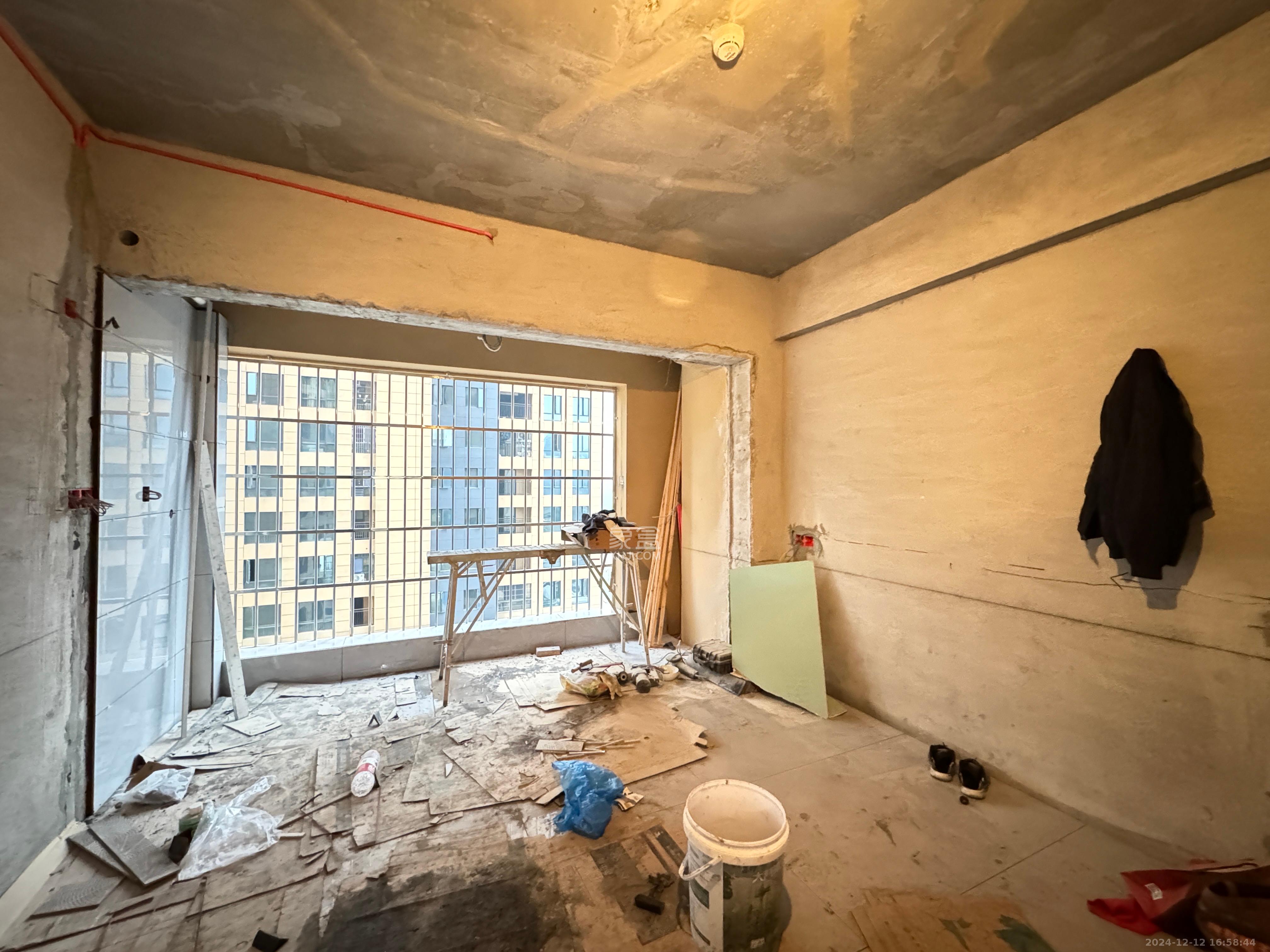 莲馨苑 1室0厅0卫 1400.0元/月 莲馨苑 1室0厅0卫 1400.0元/月室内图