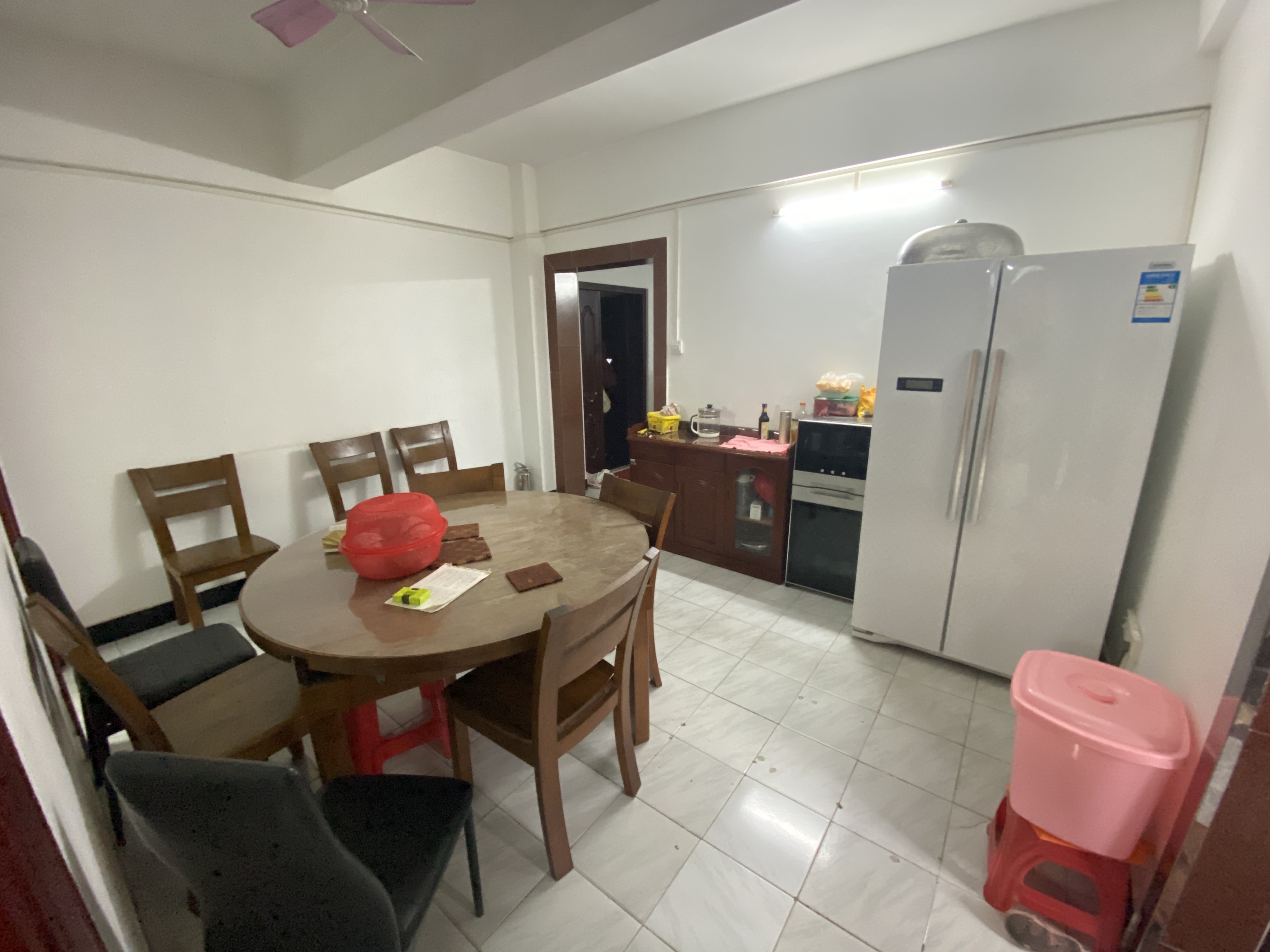 燕海大厦 3室2厅1卫 2000.0元/月 燕海大厦 3室2厅1卫 2000.0元/月室内图