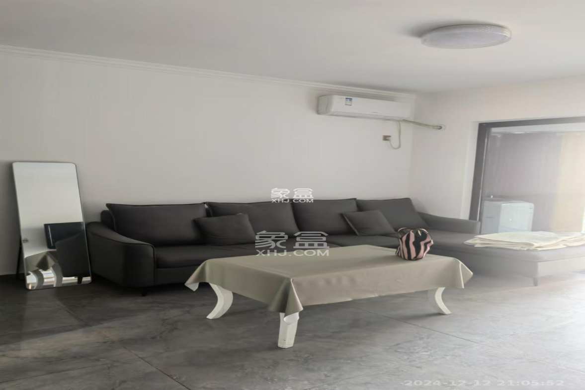 三润城(三润星城) 3室2厅3卫 1800.0元/月 三润城(三润星城) 3室2厅3卫 1800.0元/月室内图