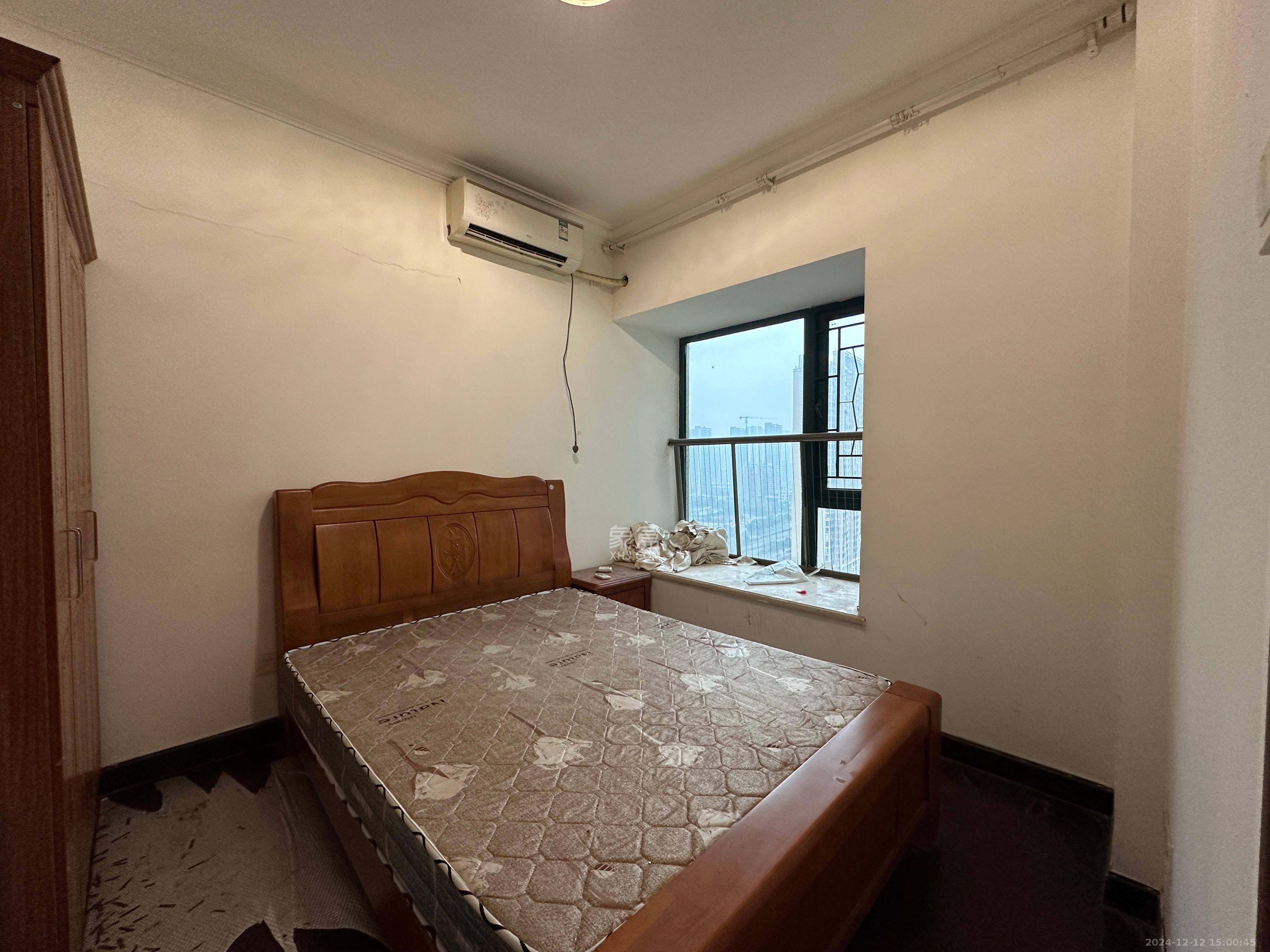 恒大绿洲  3室2厅2卫   2600.00元/月室内图