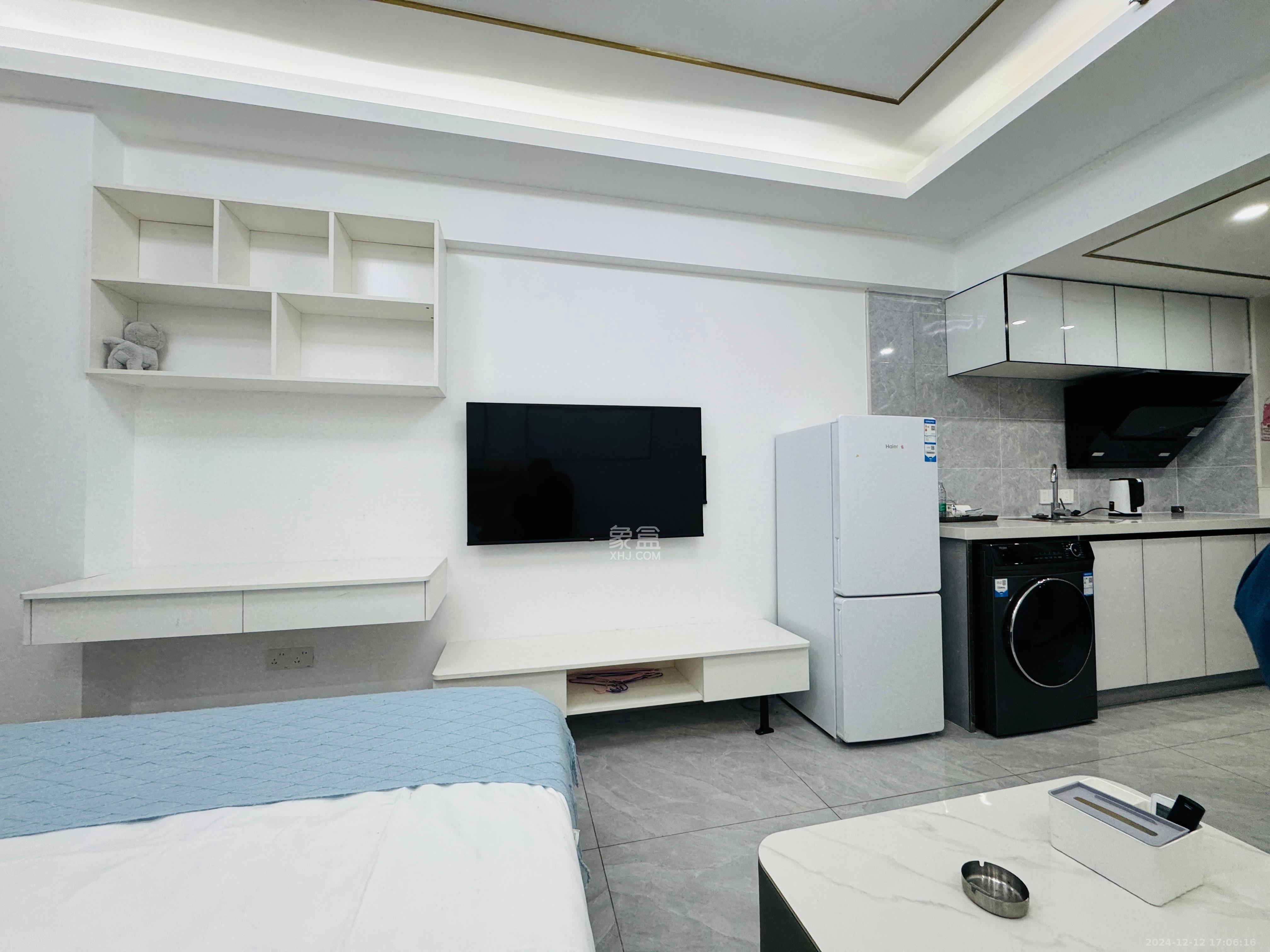 保利天禧EF区  1室1厅1卫   2300.00元/月室内图