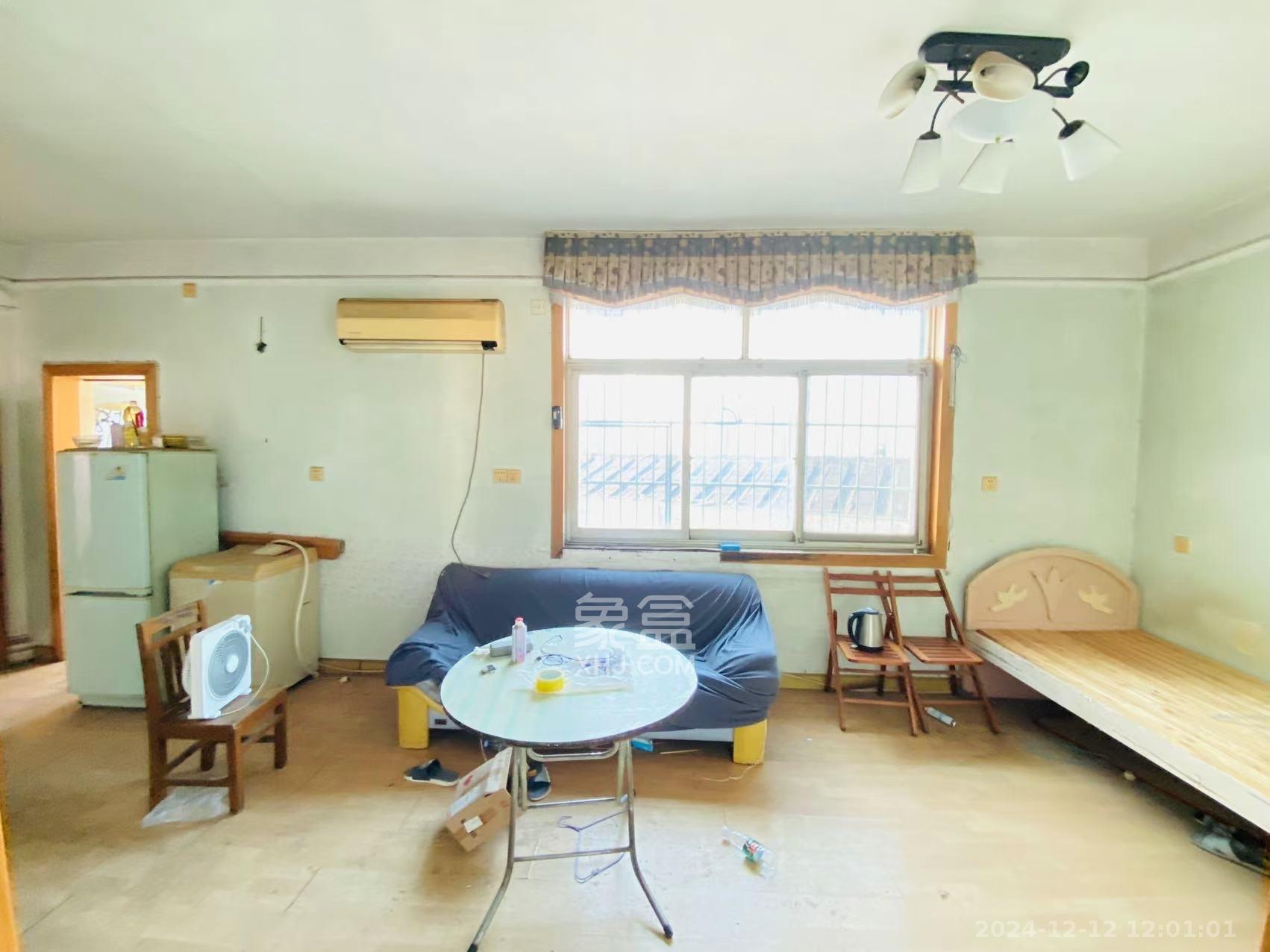 东瓜山二村 2室1厅1卫 1100.0元/月 东瓜山二村 2室1厅1卫 1100.0元/月室内图