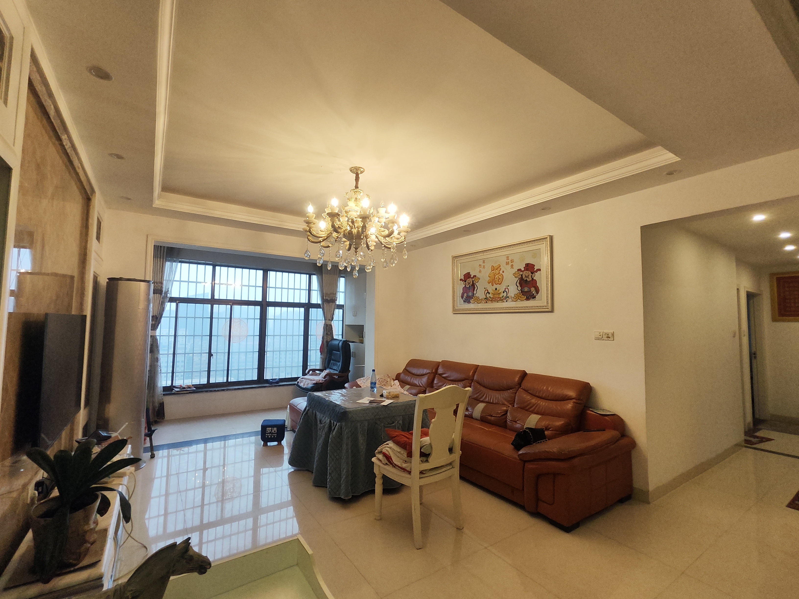 翰林苑 3室2厅2卫 85.0万 翰林苑 3室2厅2卫 85.0万客厅