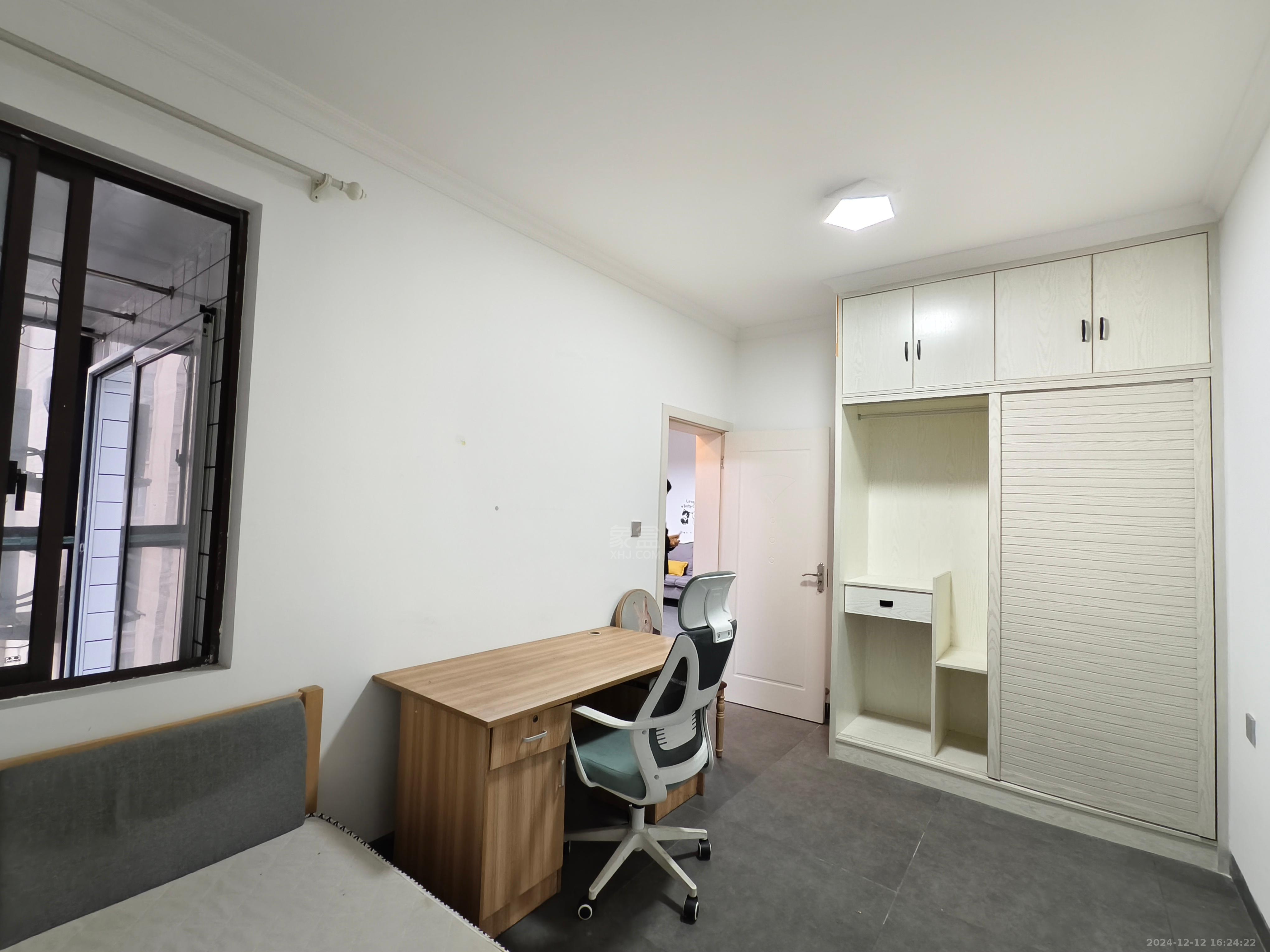 中泰财富湘江 2室1厅1卫 2100.0元/月 中泰财富湘江 2室1厅1卫 2100.0元/月室内图