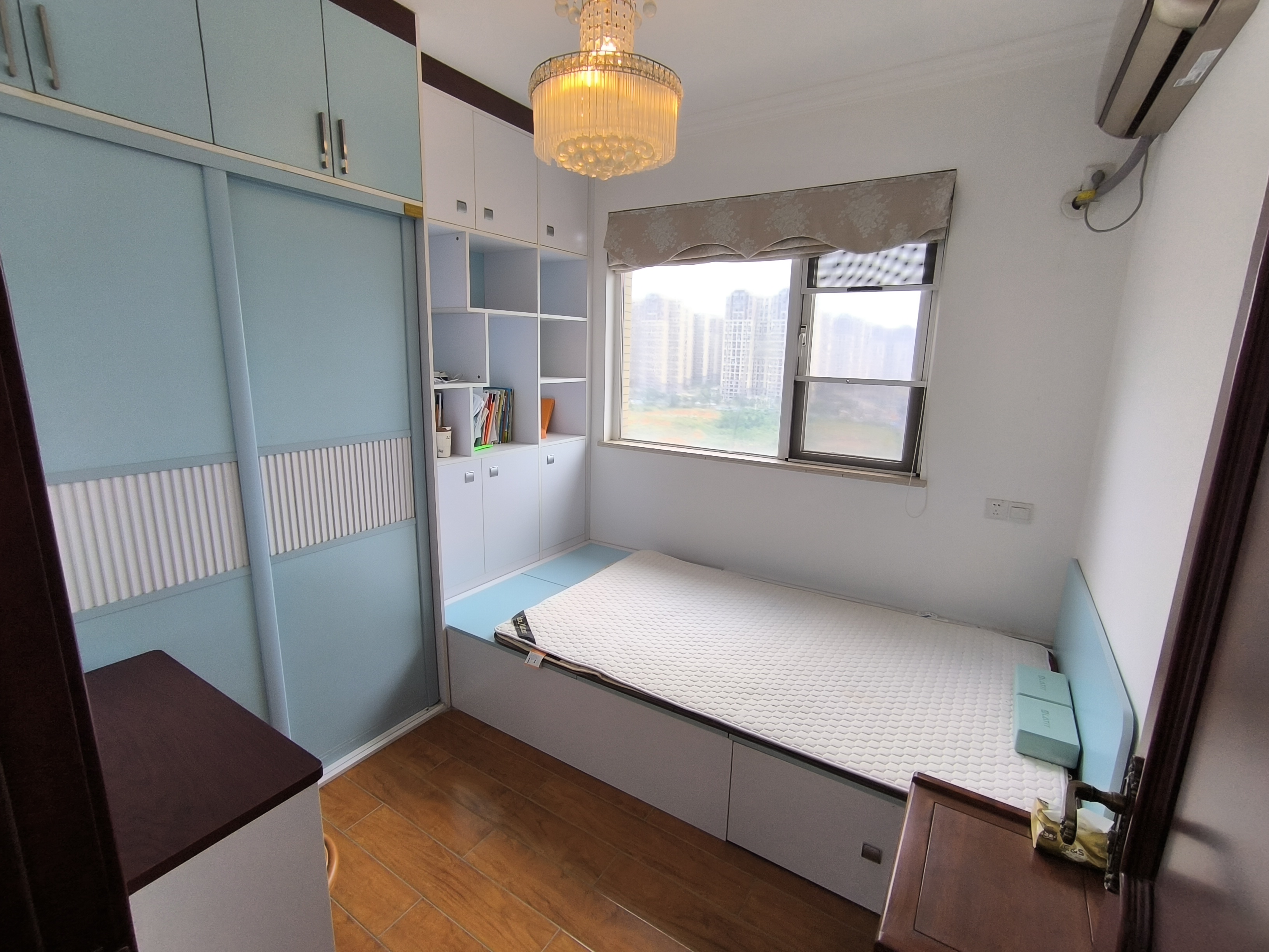 九鼎水郡  3室2厅2卫    3200.0元/月 九鼎水郡  3室2厅2卫    3200.0元/月室内图