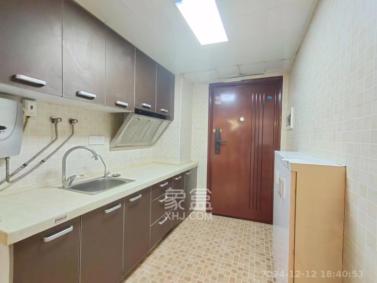 融圣国际  2室1厅1卫    3300.0元/月室内图