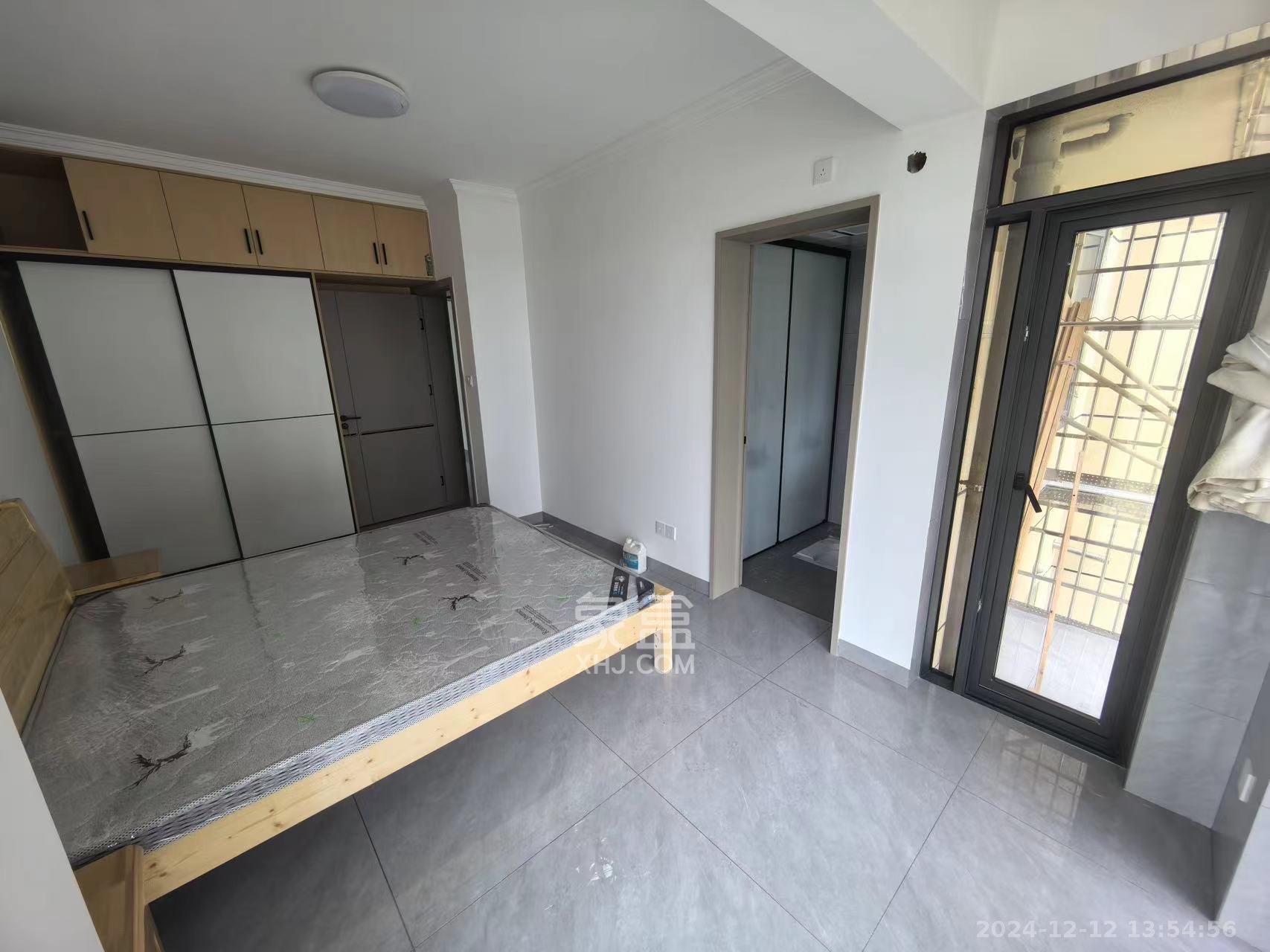 三益家园 3室2厅1卫 1800.0元/月 三益家园 3室2厅1卫 1800.0元/月室内图