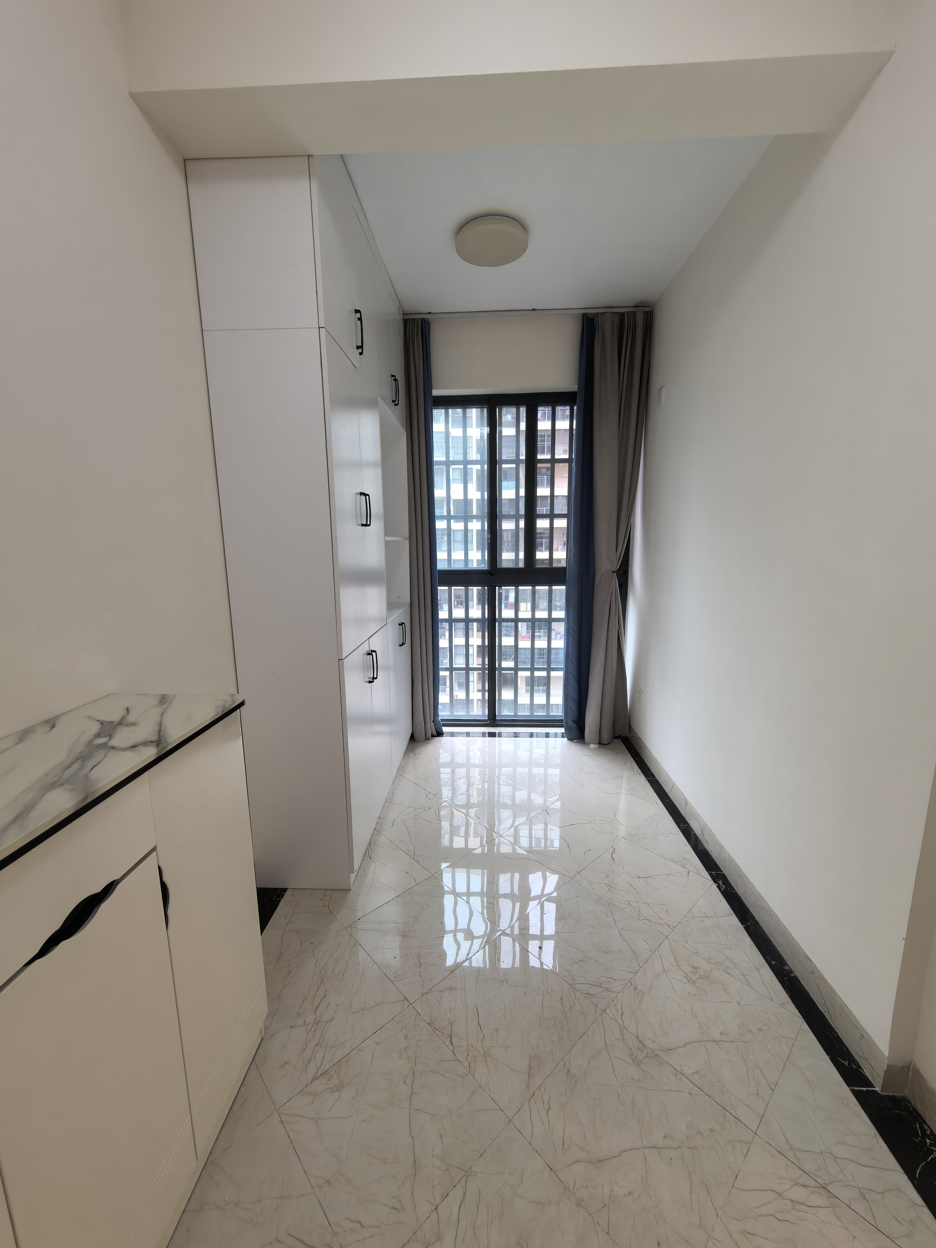 阳光丁香园  1室1厅1卫    91.0万 阳光丁香园  1室1厅1卫    91.0万客厅