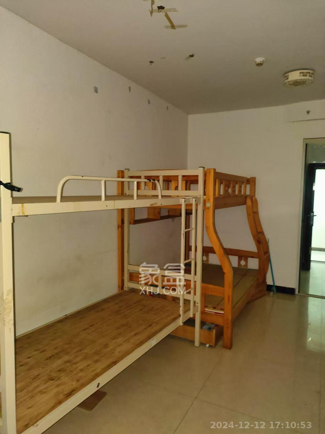 保利麓谷林语I区 1室1厅1卫 1400.0元/月 保利麓谷林语I区 1室1厅1卫 1400.0元/月室内图