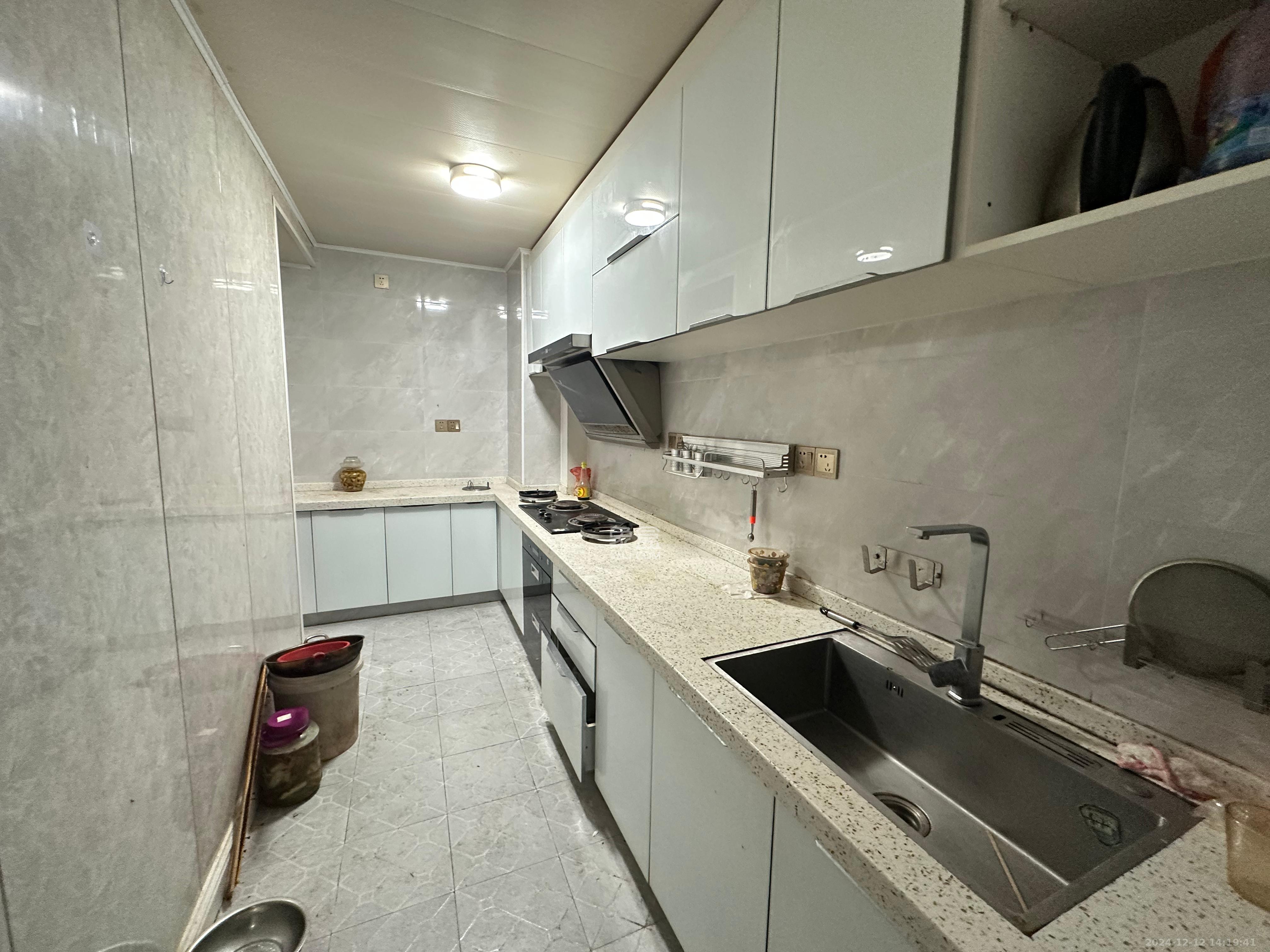 蓝山郡 3室2厅2卫 2500.0元/月 蓝山郡 3室2厅2卫 2500.0元/月室内图