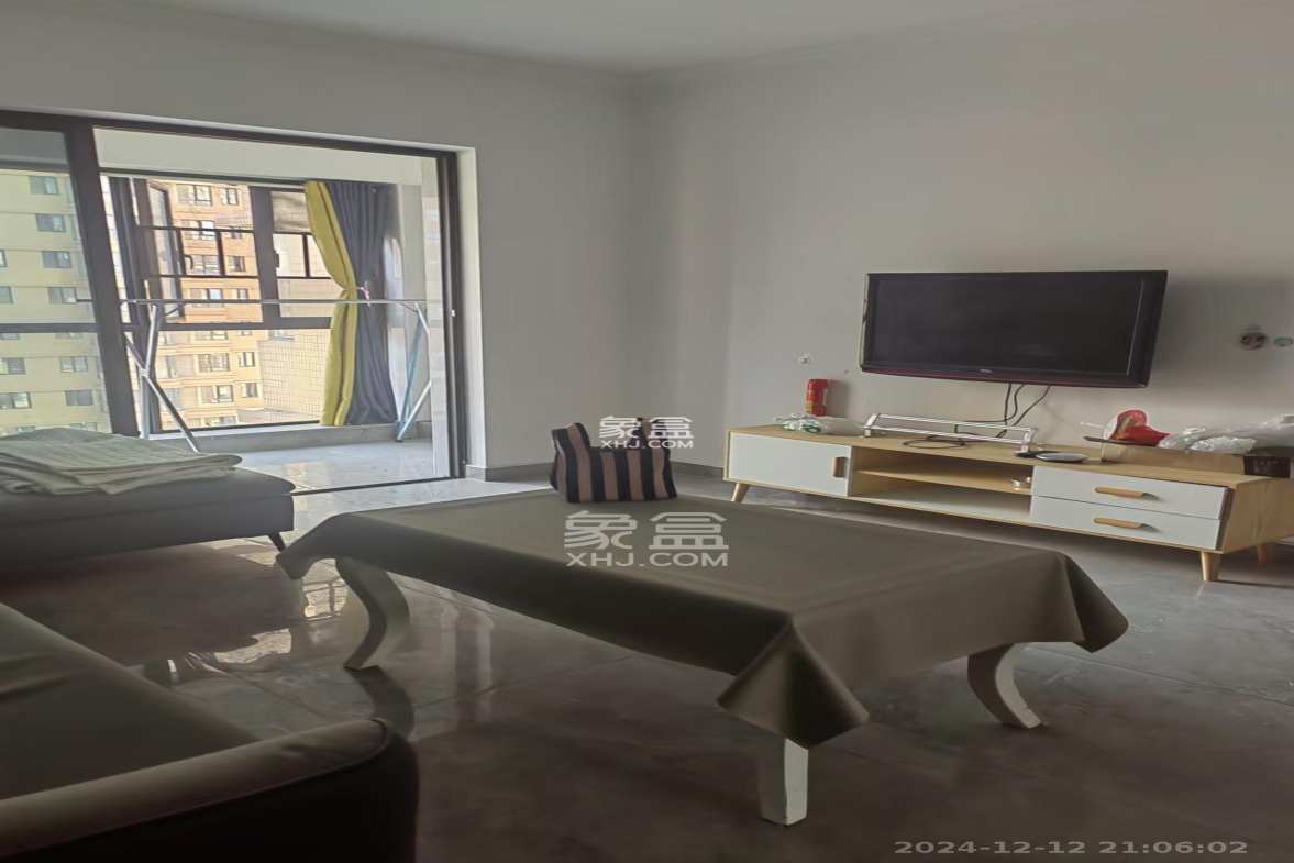 三润城(三润星城) 3室2厅3卫 1800.0元/月 三润城(三润星城) 3室2厅3卫 1800.0元/月室内图