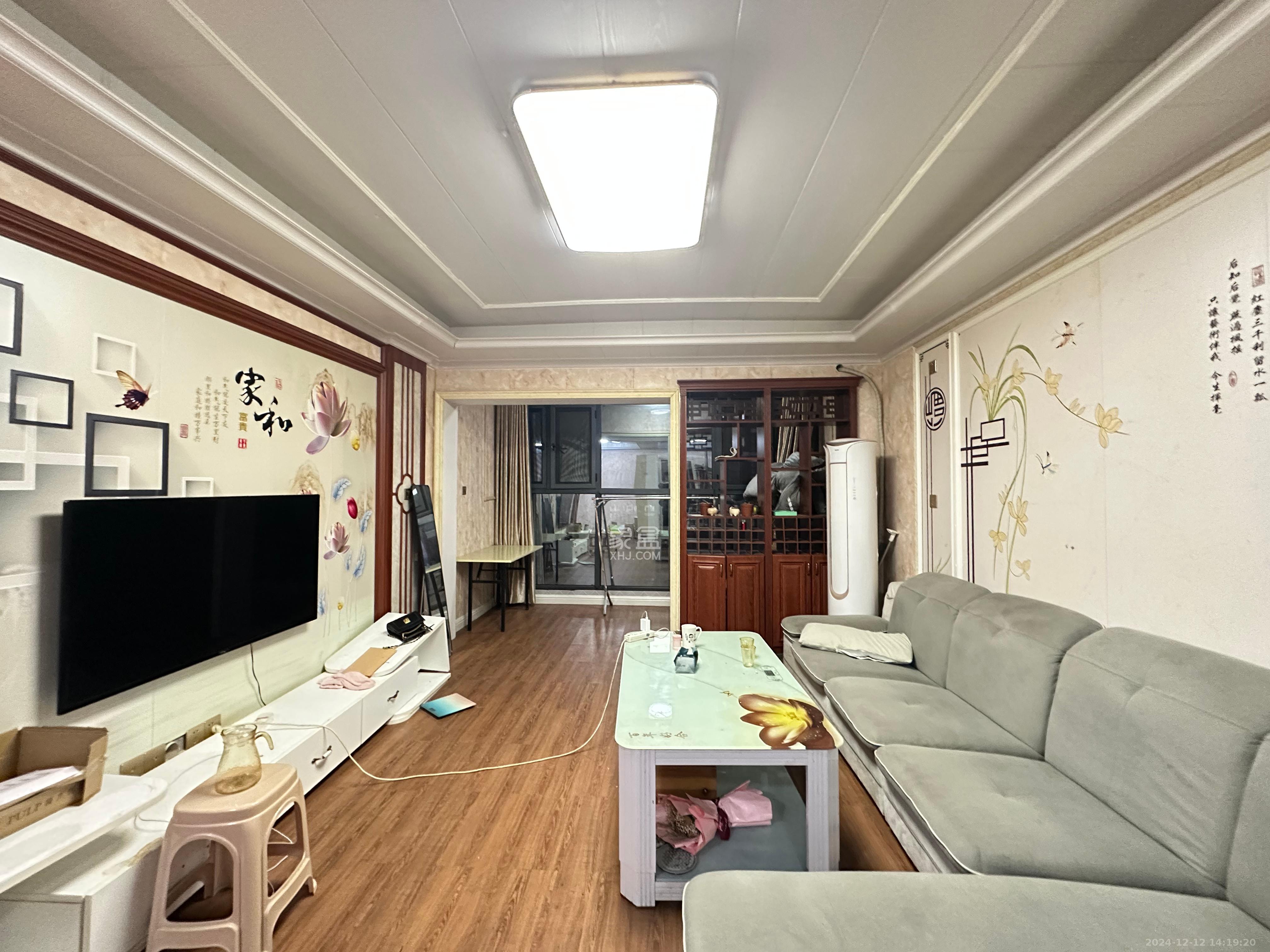 蓝山郡 3室2厅2卫 2500.0元/月 蓝山郡 3室2厅2卫 2500.0元/月室内图