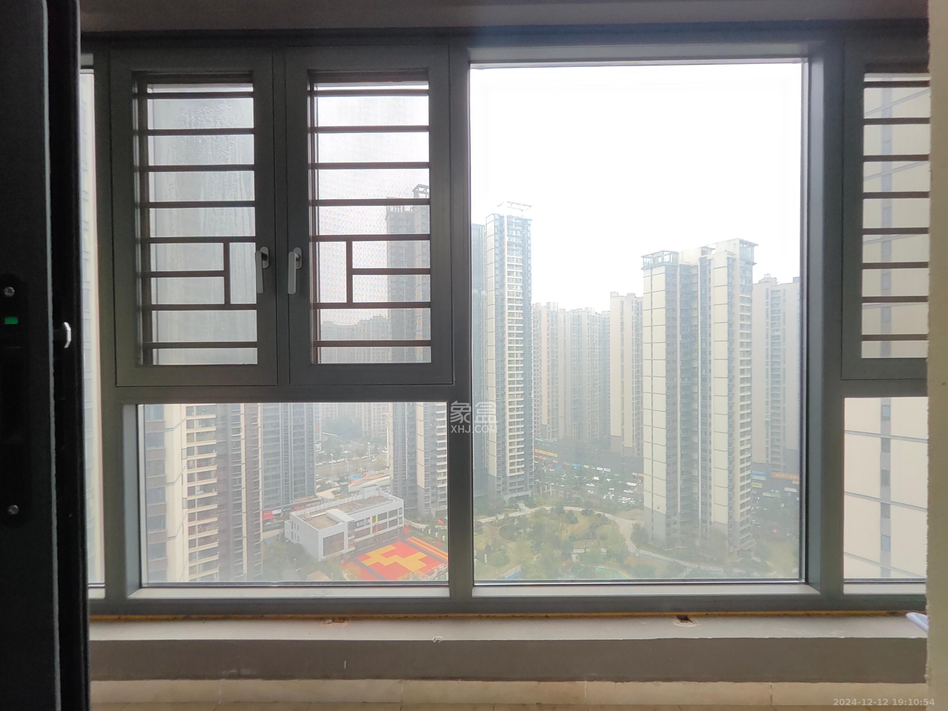 万润滨江天著 4室2厅2卫 2700.0元/月 万润滨江天著 4室2厅2卫 2700.0元/月室内图