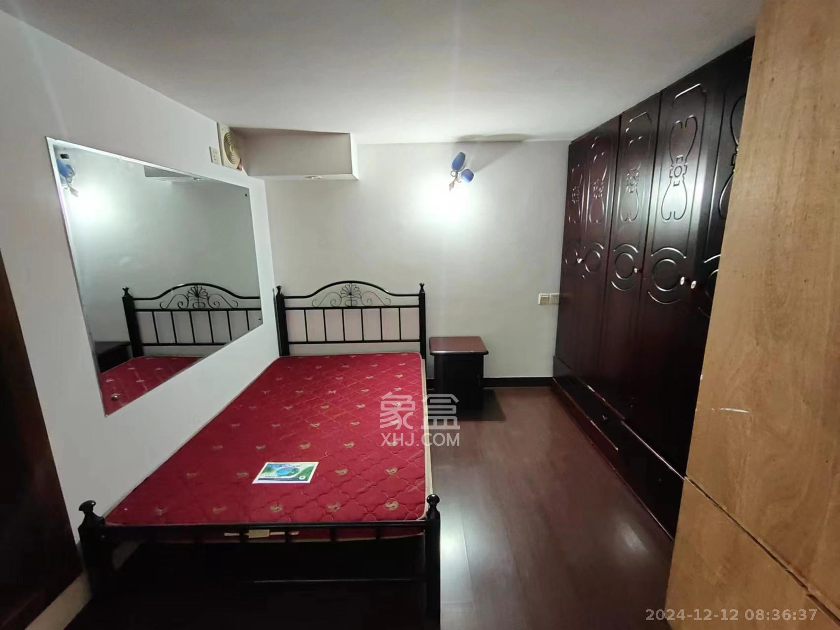 君临天厦  2室1厅1卫    2800.0元/月室内图