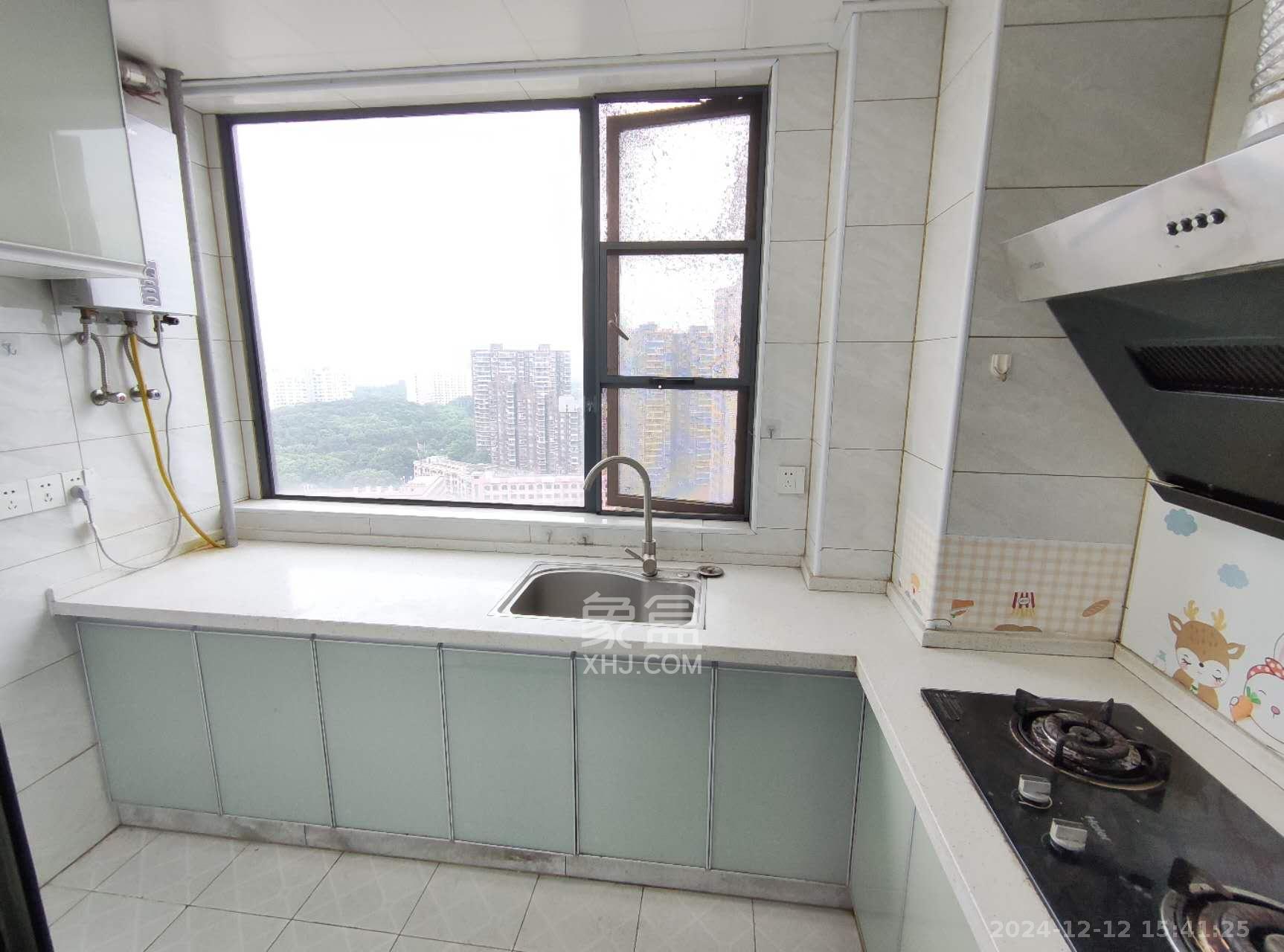 骑龙大街(骑龙苑) 3室2厅1卫 2300.0元/月 骑龙大街(骑龙苑) 3室2厅1卫 2300.0元/月室内图