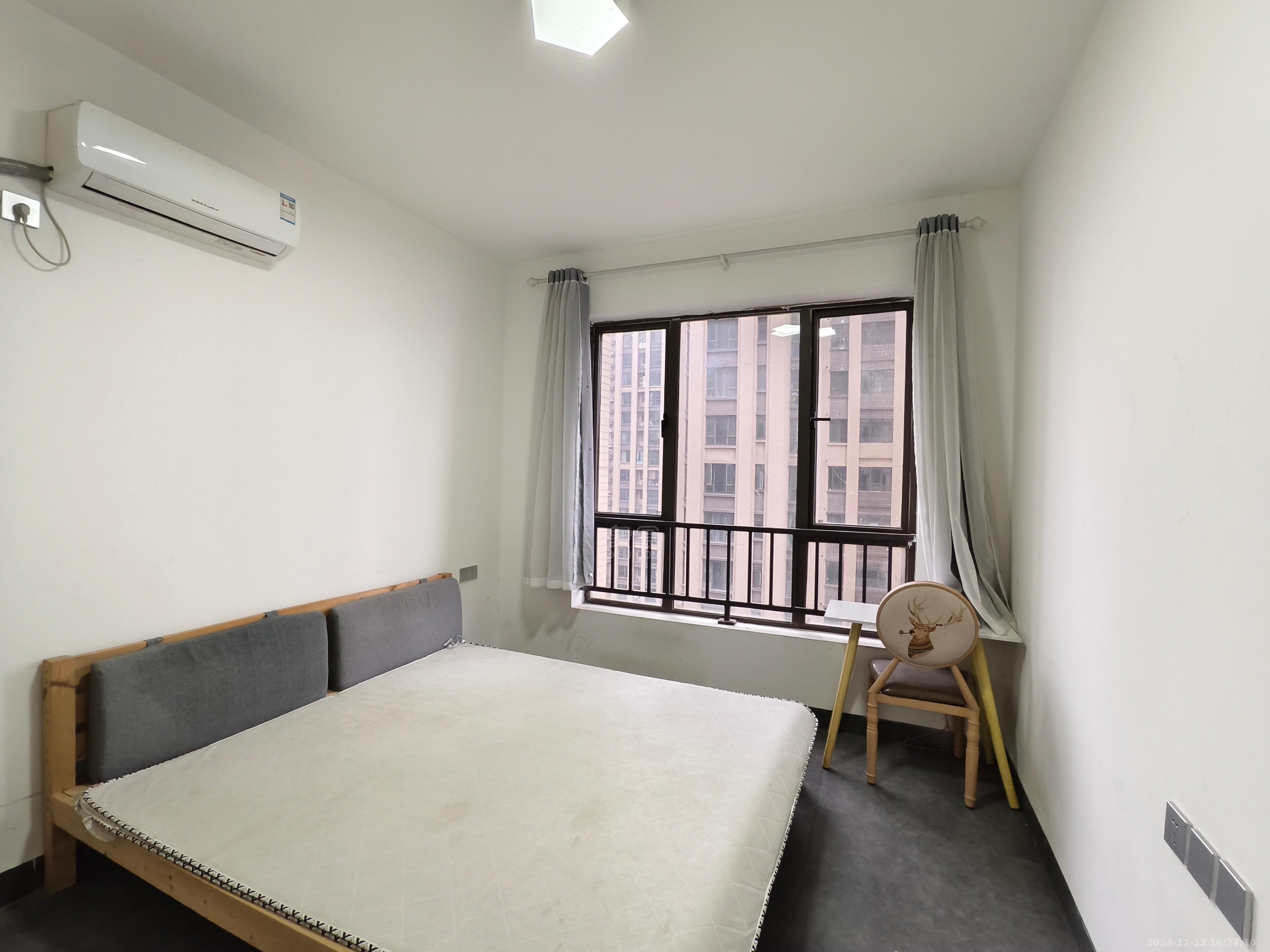 中泰财富湘江 2室1厅1卫 2100.0元/月 中泰财富湘江 2室1厅1卫 2100.0元/月室内图