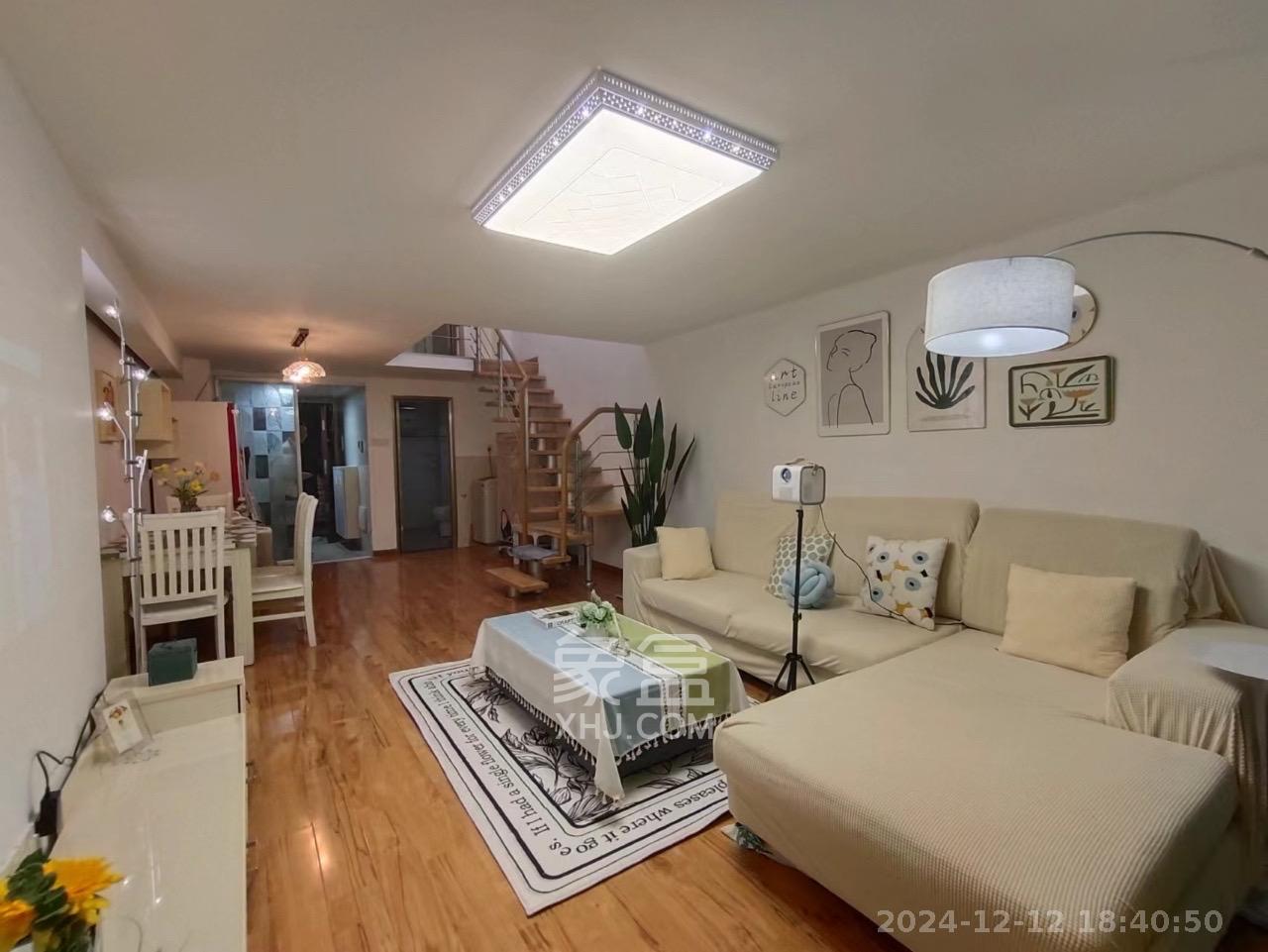 融圣国际  2室1厅1卫    3300.0元/月室内图