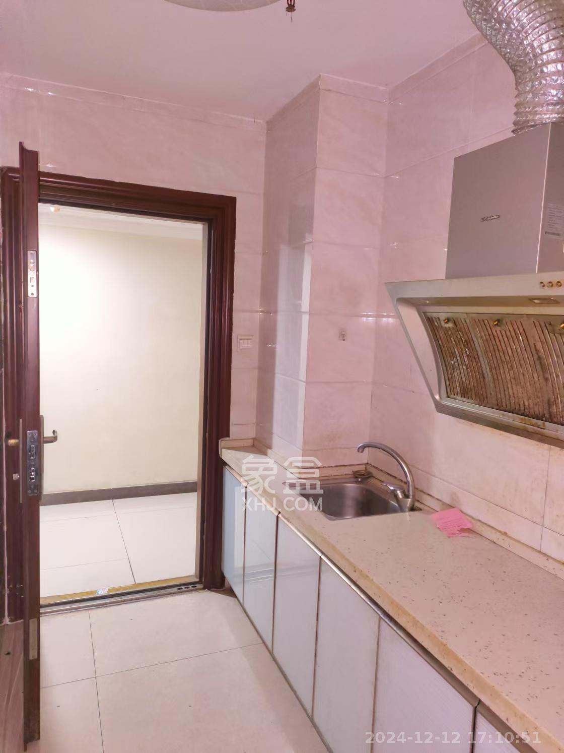 保利麓谷林语I区 1室1厅1卫 1400.0元/月 保利麓谷林语I区 1室1厅1卫 1400.0元/月室内图