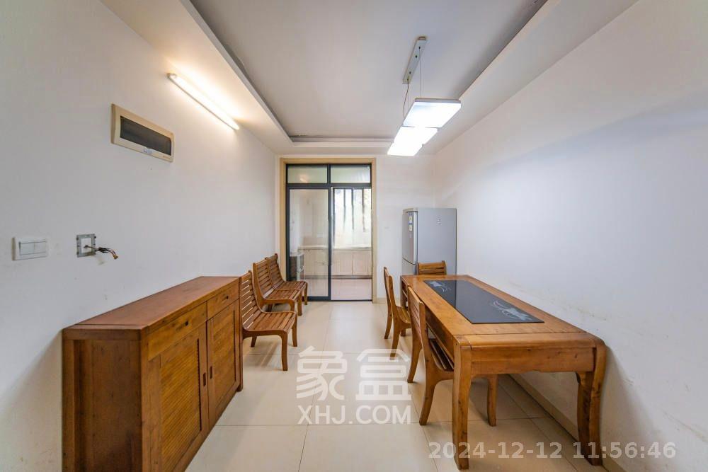 中建麓山和苑  3室2厅2卫    2200.0元/月室内图