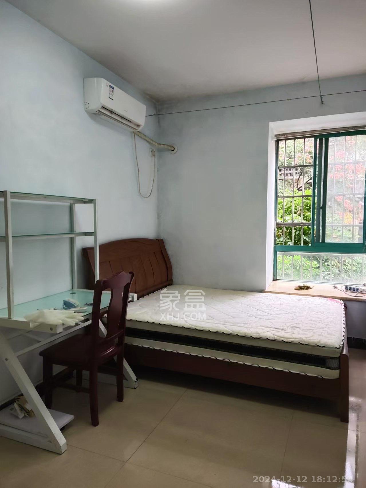 白沙世纪佳园  4室2厅4卫    900.0元/月 白沙世纪佳园  4室2厅4卫    900.0元/月室内图