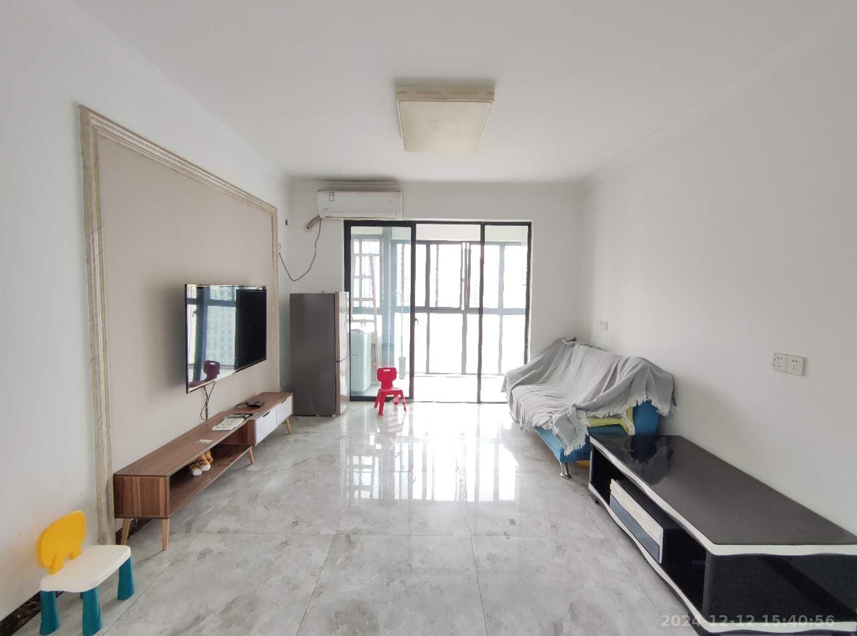 骑龙大街(骑龙苑) 3室2厅1卫 2300.0元/月 骑龙大街(骑龙苑) 3室2厅1卫 2300.0元/月室内图